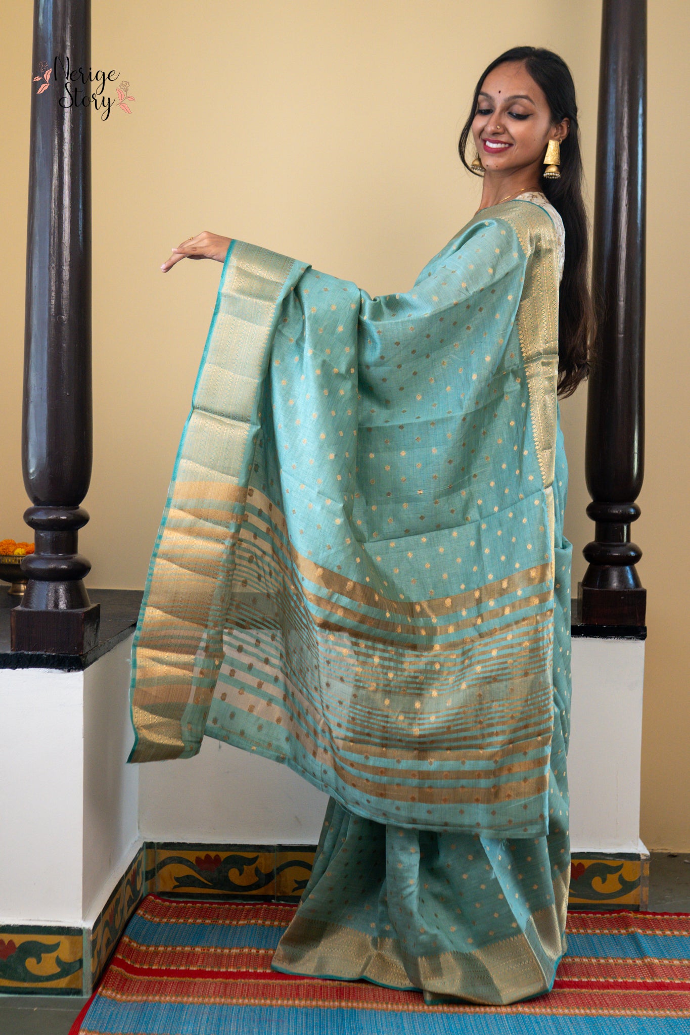 CHITRA LATA (चित्रा लता)