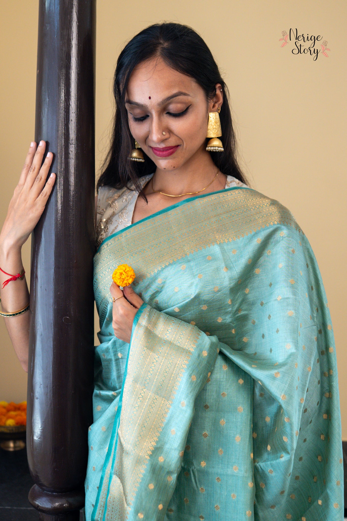 CHITRA LATA (चित्रा लता)