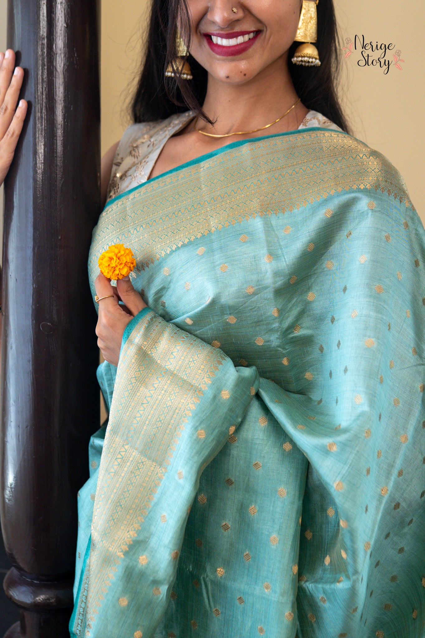 CHITRA LATA (चित्रा लता)