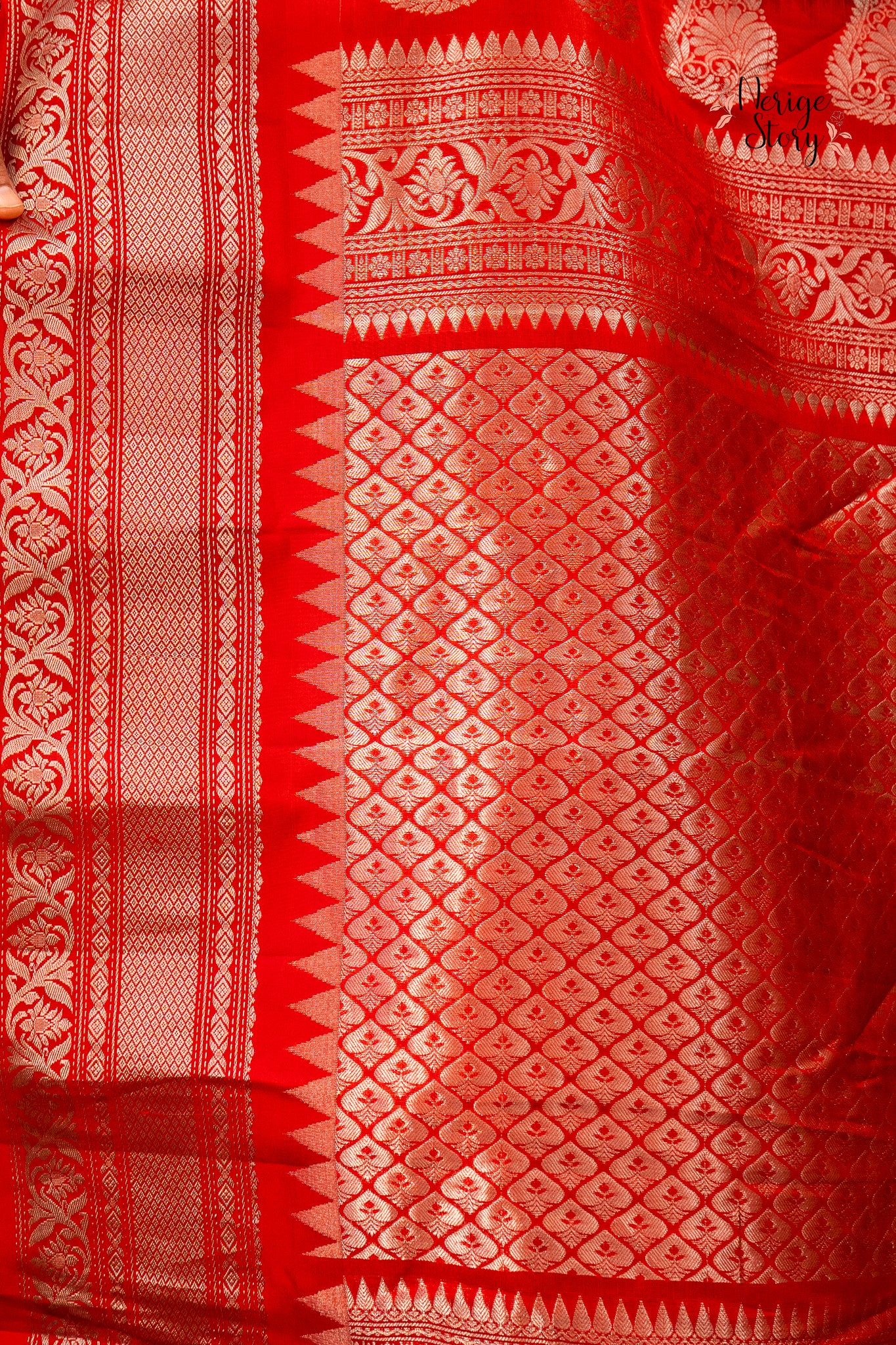 AMBUJAKSHI (అంబుజాక్షి)