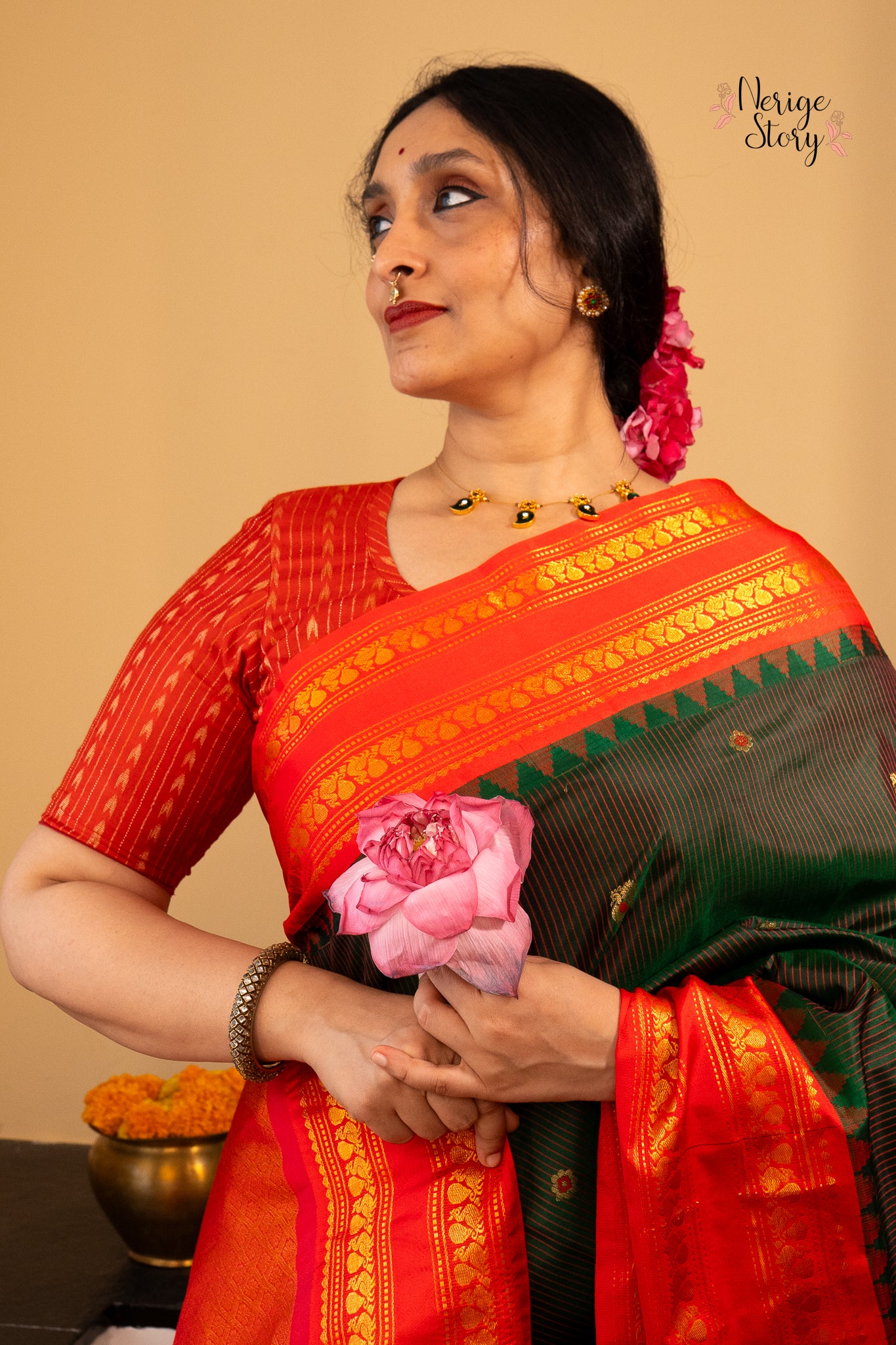 PARNA (పర్ణ)