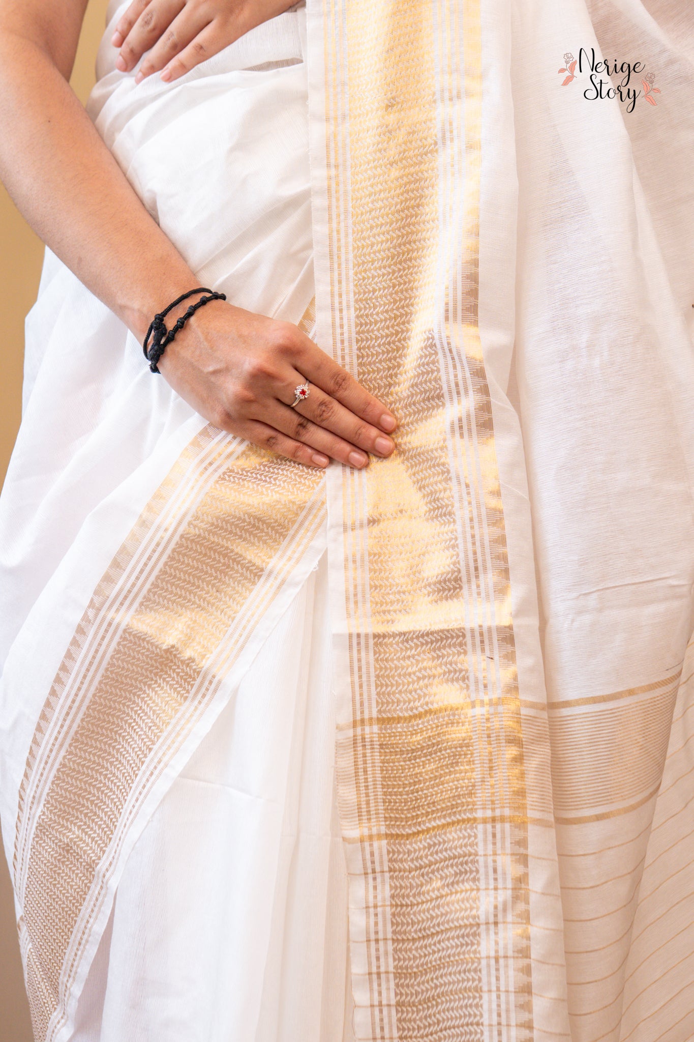 POOVILI (പൂവിലെ)