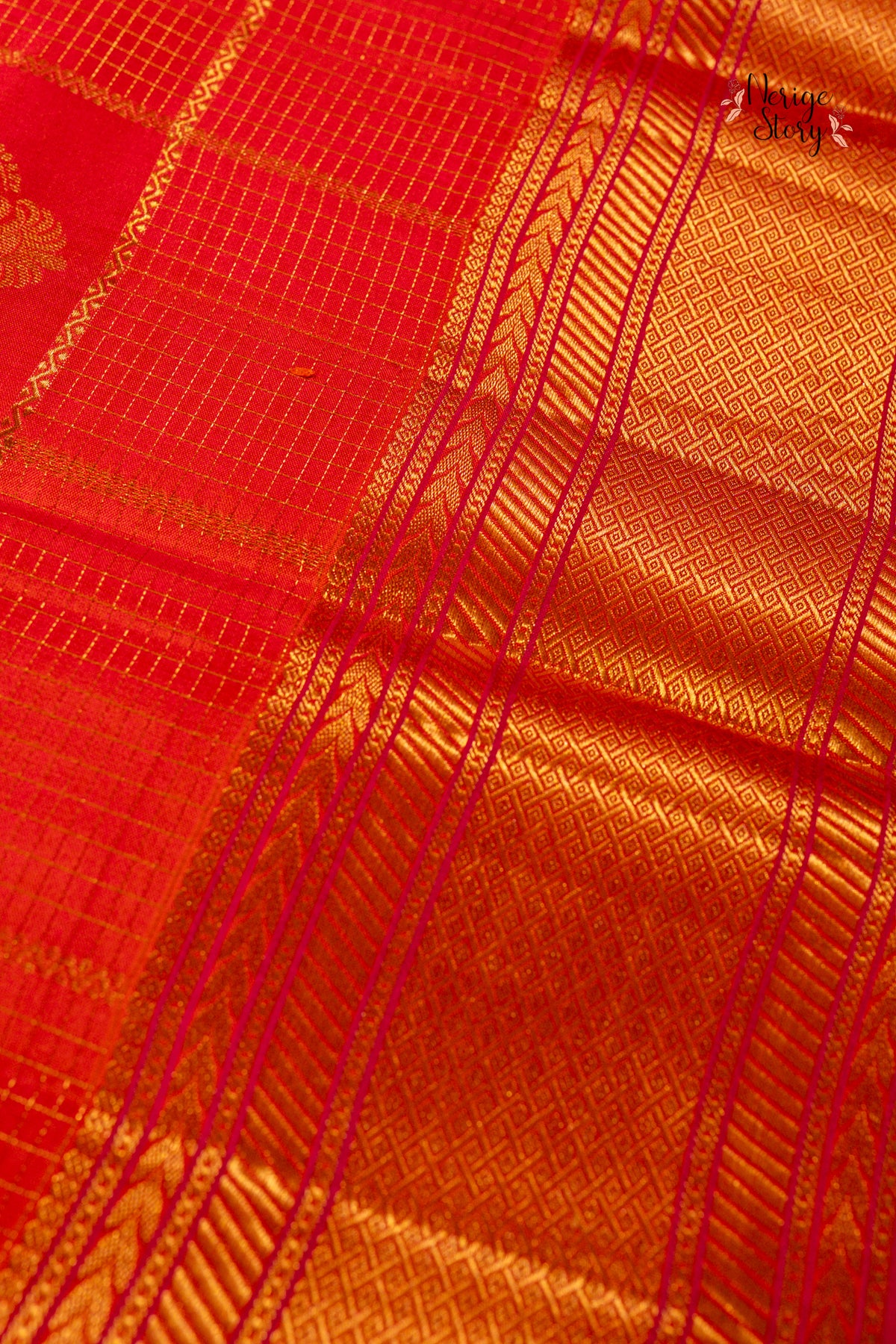 HARINI (హరిణి)