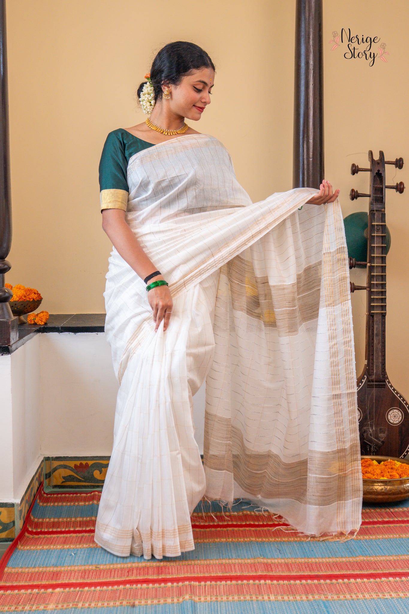VAANAPOOKAL (വാനപൂക്കൾ)