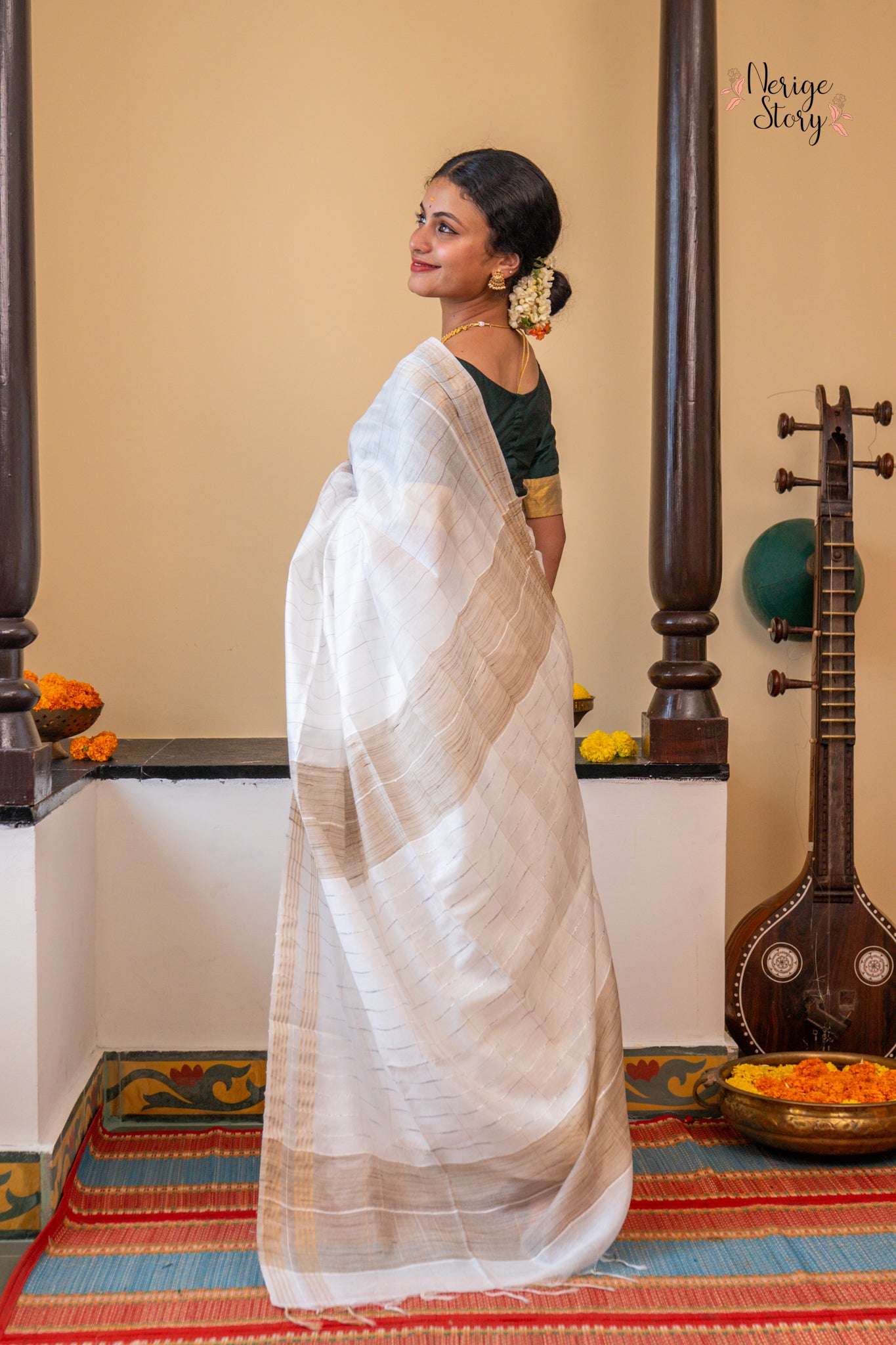VAANAPOOKAL (വാനപൂക്കൾ)
