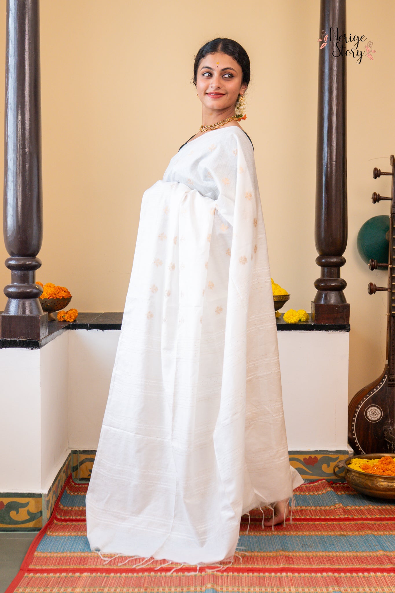 ONAPOOVU (ഓണപൂവ്)