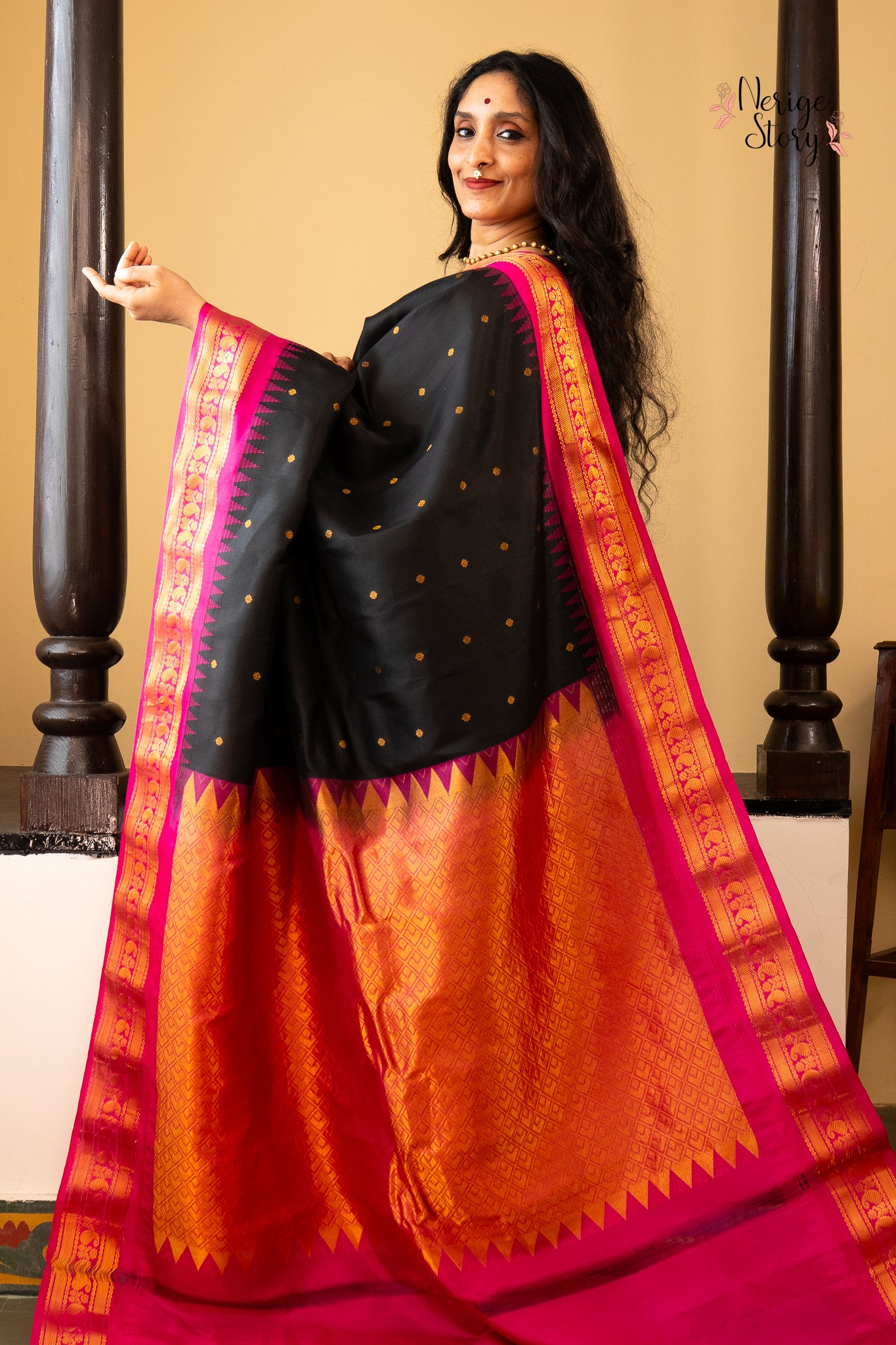 KRISHNAVI (కృష్ణవి)