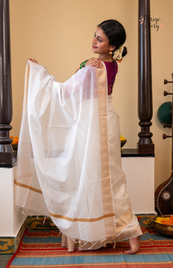 NILAVU ( നിലാവ് )