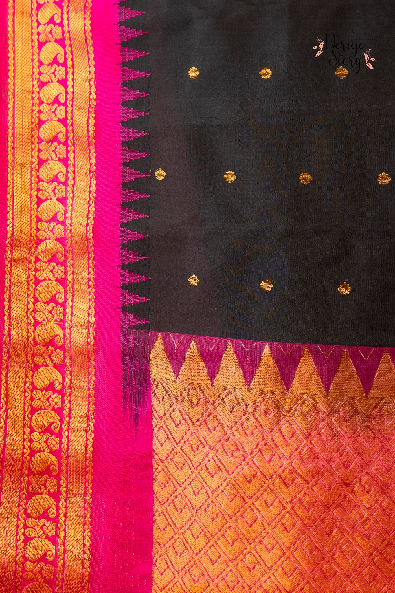 KRISHNAVI (కృష్ణవి)