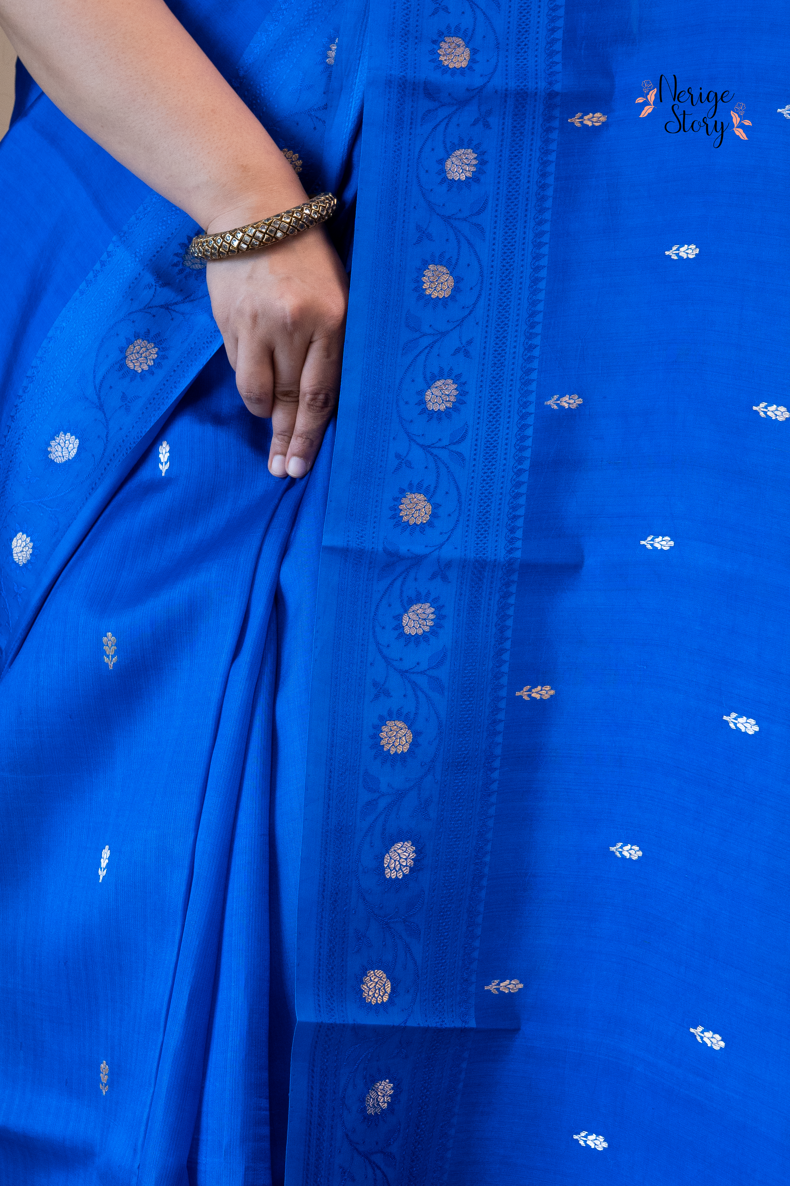 LAVANYASREE (लावण्यश्री)