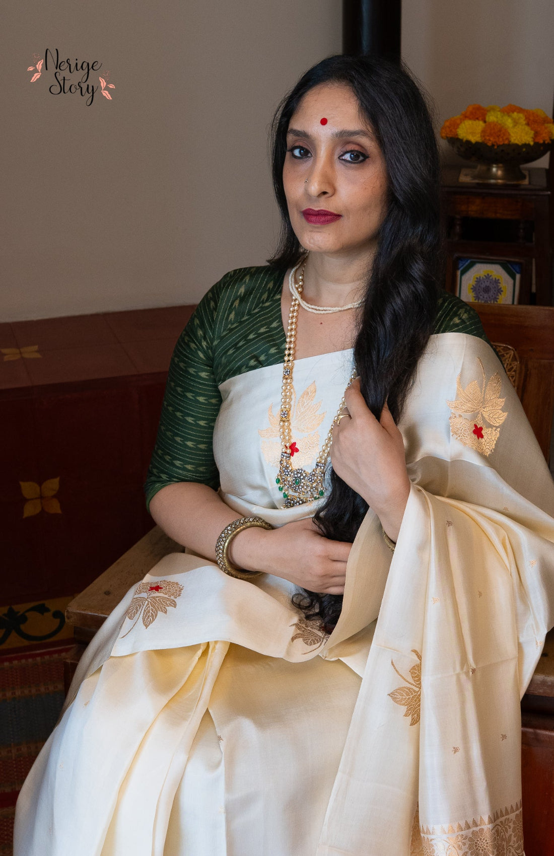 JYOTHIRMOYI (ज्योतिर्मोयी)