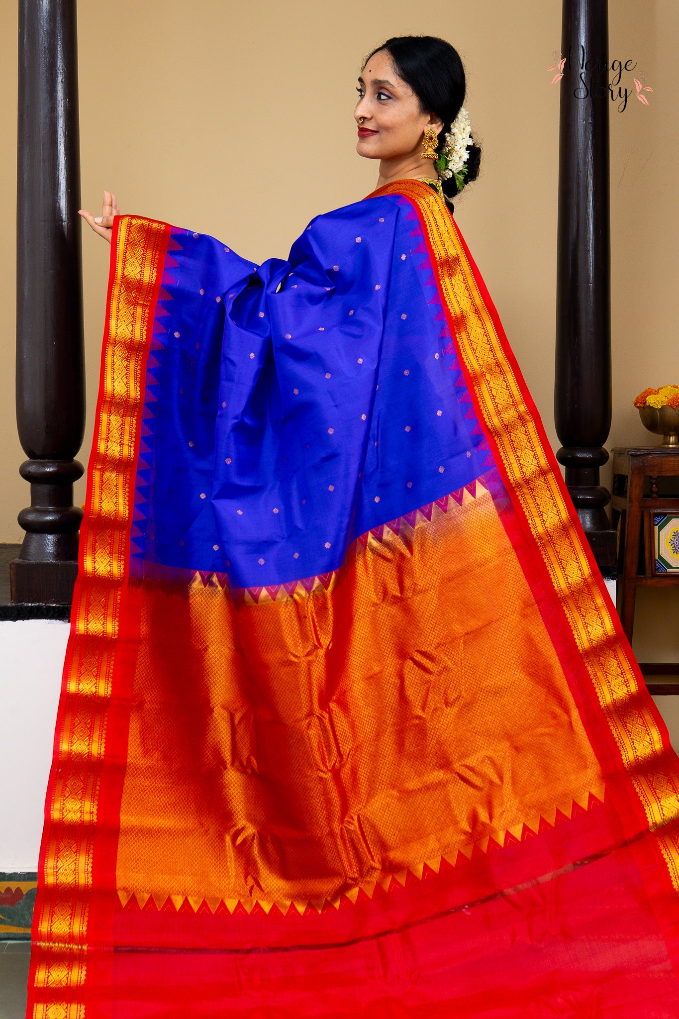 EKANAYAKI (ఏకనాయకి)