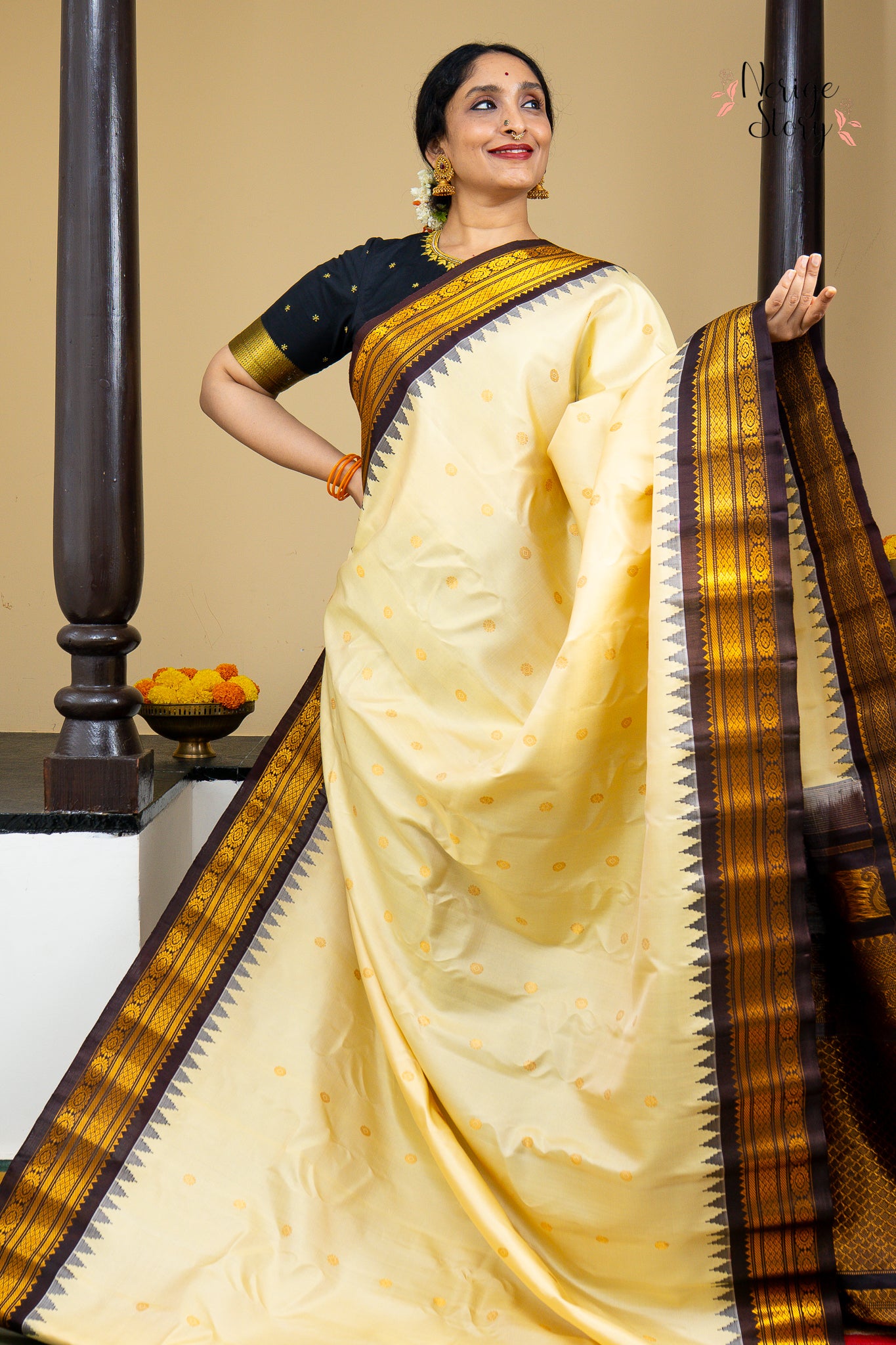 ARULMAYI (అరుళ్మయి)