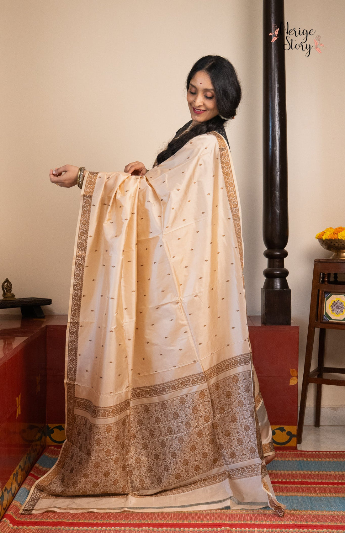 SRINIDHILAKSHMI (श्रीनिधिलक्ष्मी)