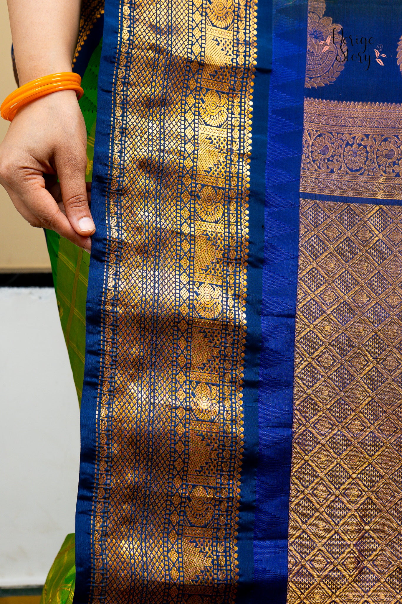 KOMALANGI (కోమలాంగి)