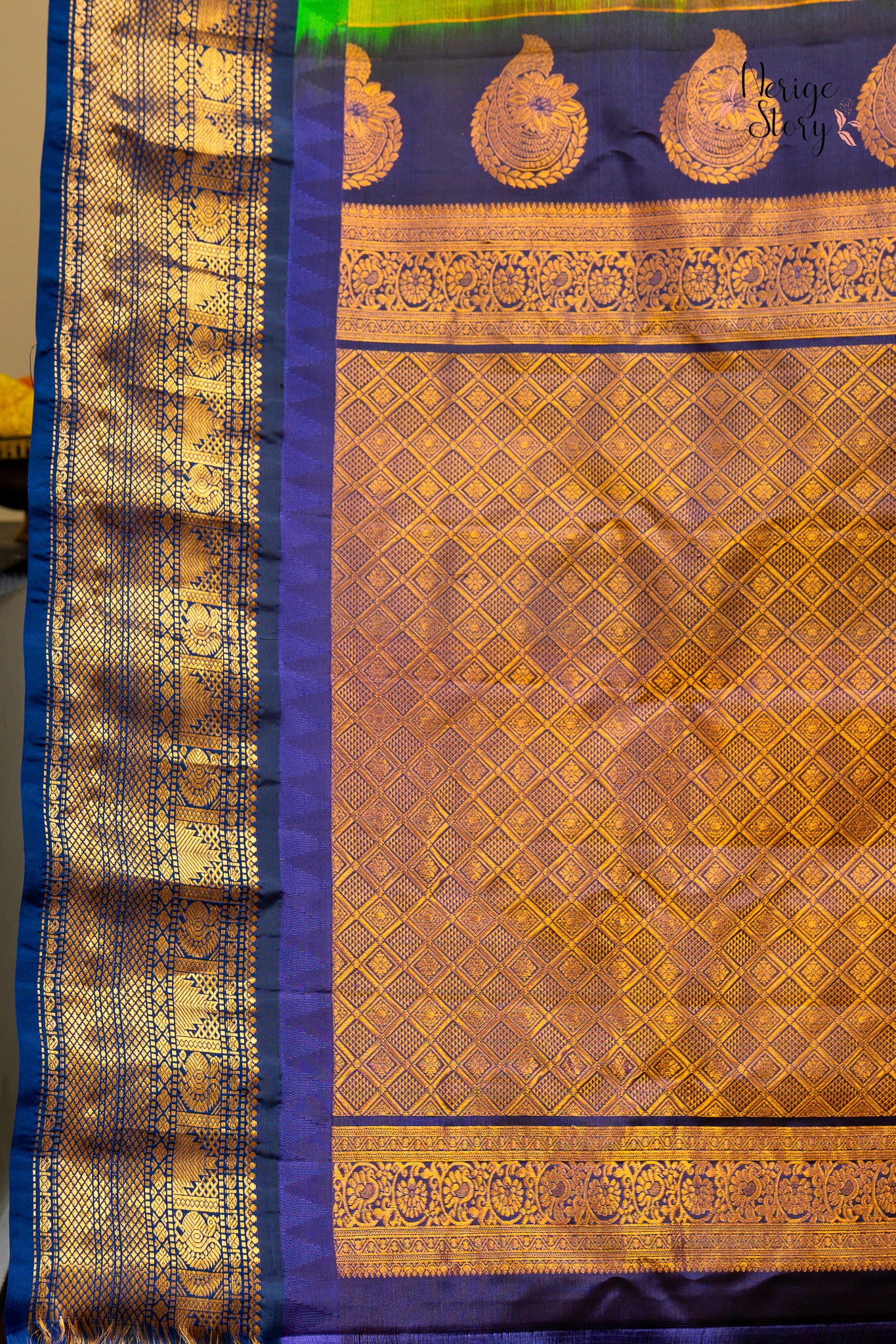 KOMALANGI (కోమలాంగి)
