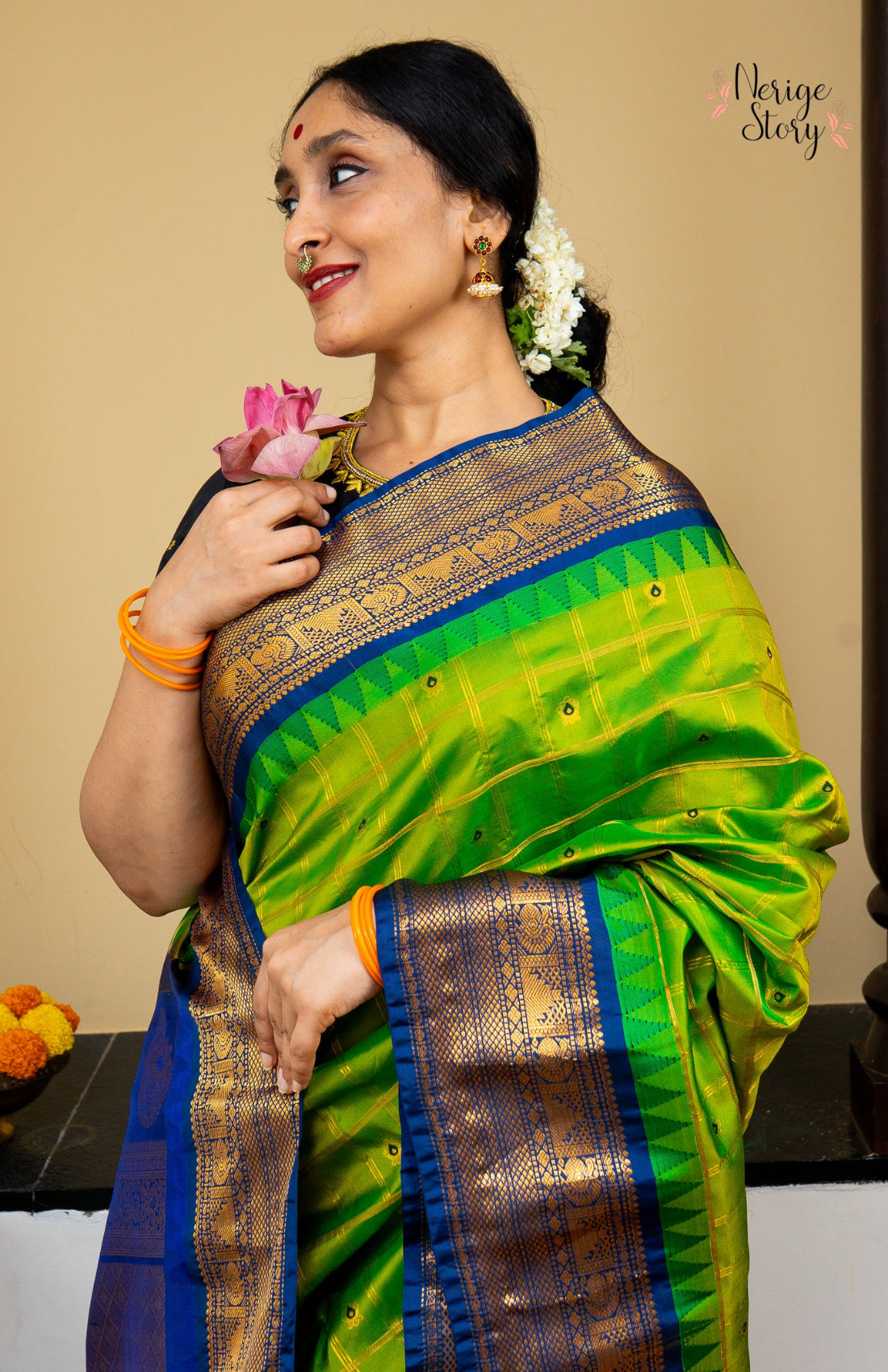 KOMALANGI (కోమలాంగి)