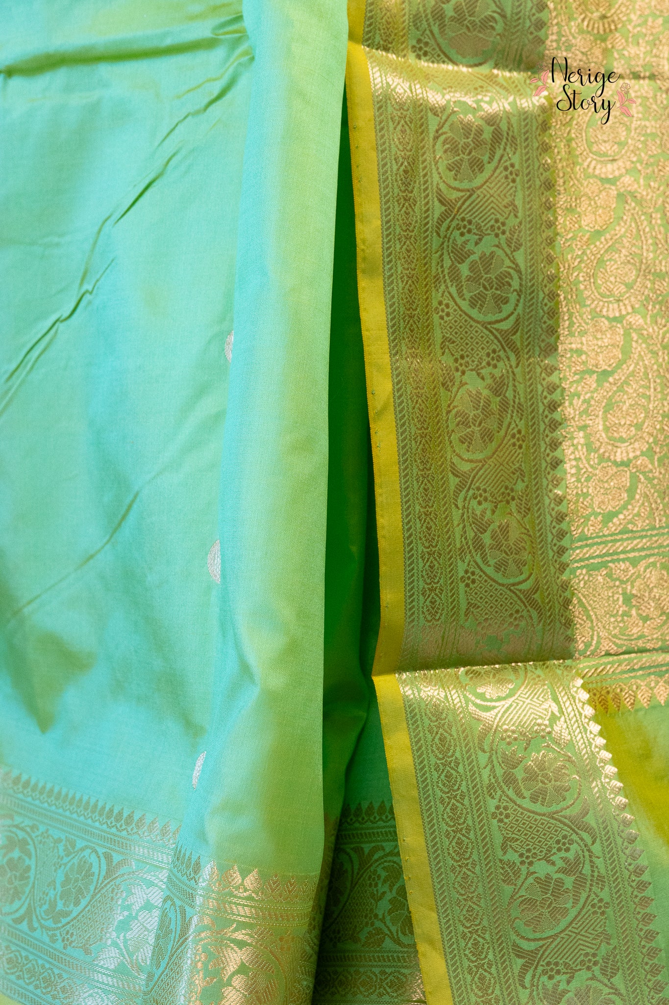 KRISHNAVENIKA (कृष्णवेनिका)