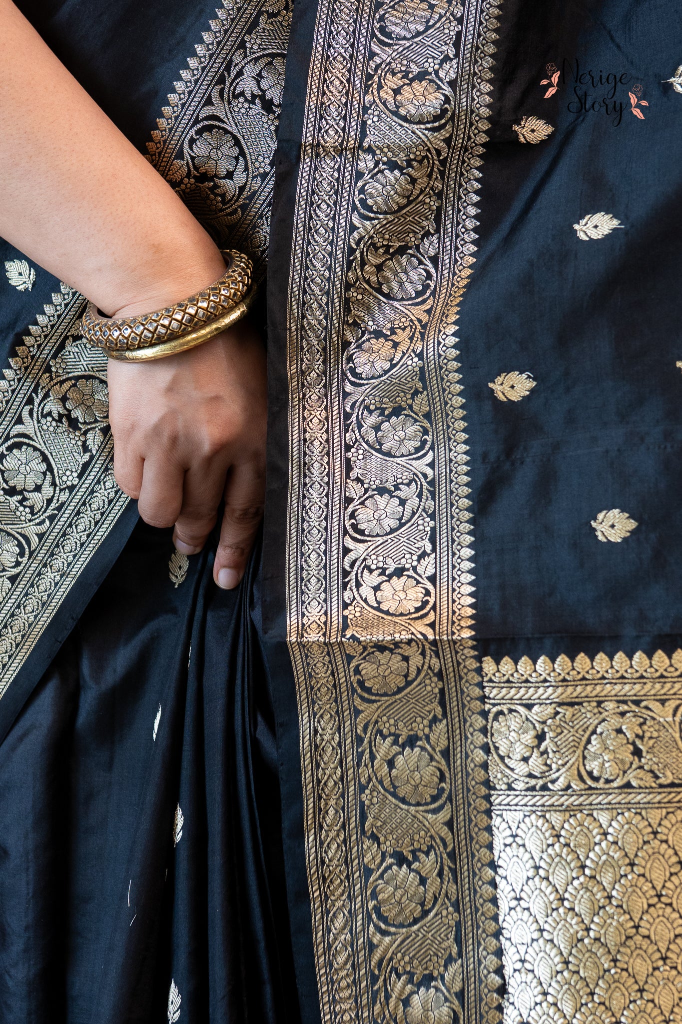 SARVASUNDARI (सर्वसुंदरी)