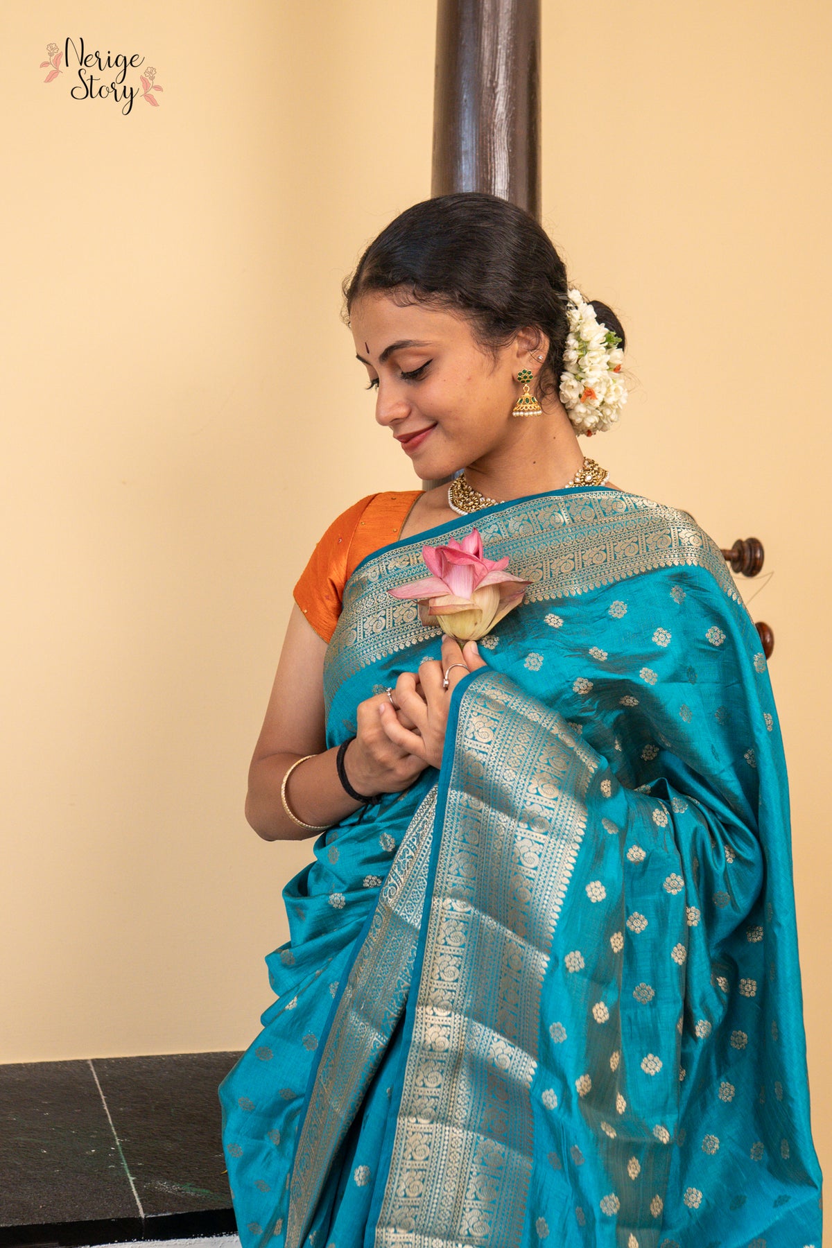 NALINI (नलिनी)