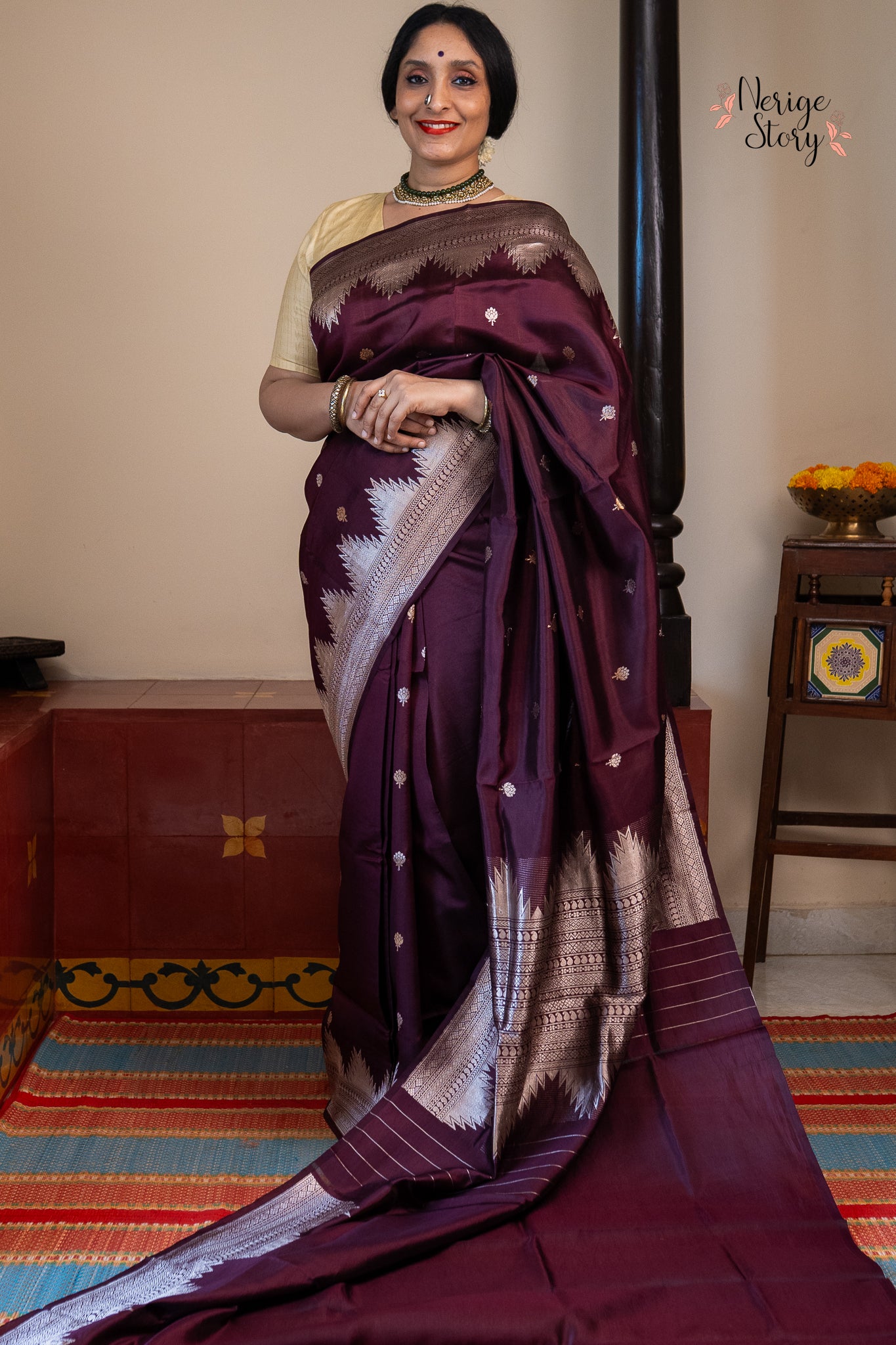 DEEPALAKSHMI (दीपालक्ष्मी)