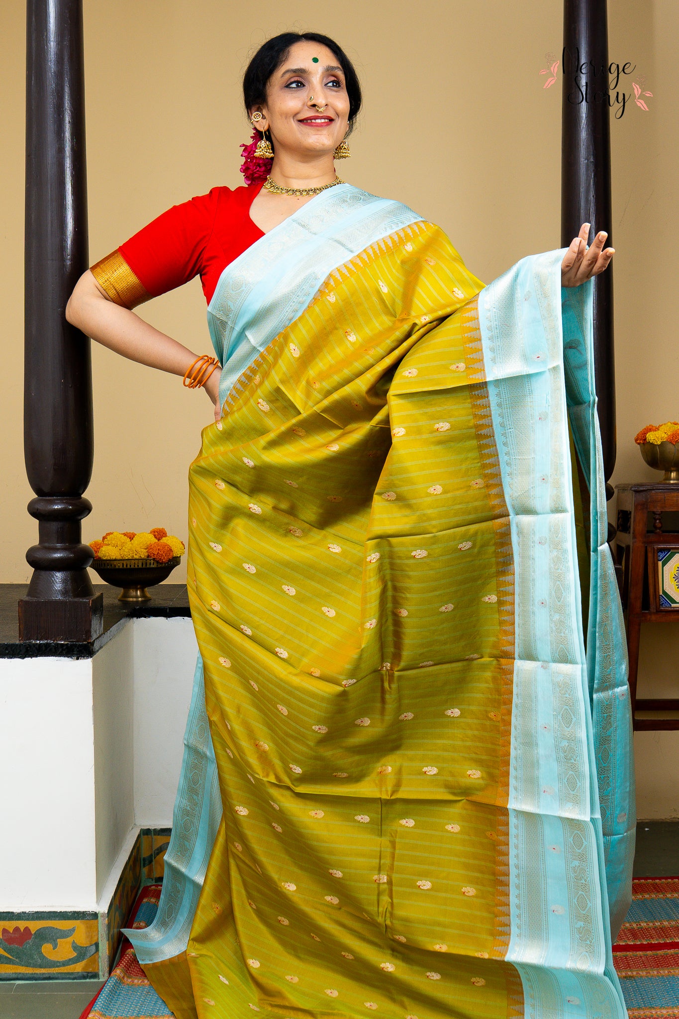 LAKSHMI SWARUPINI (లక్ష్మీ స్వరూపిణి)