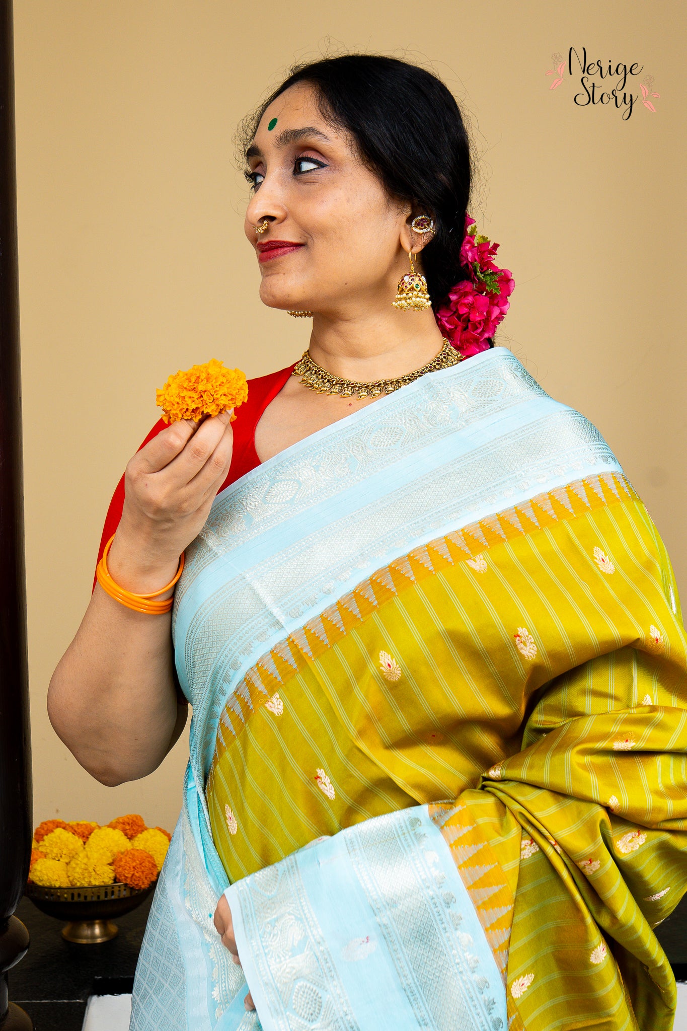 LAKSHMI SWARUPINI (లక్ష్మీ స్వరూపిణి)