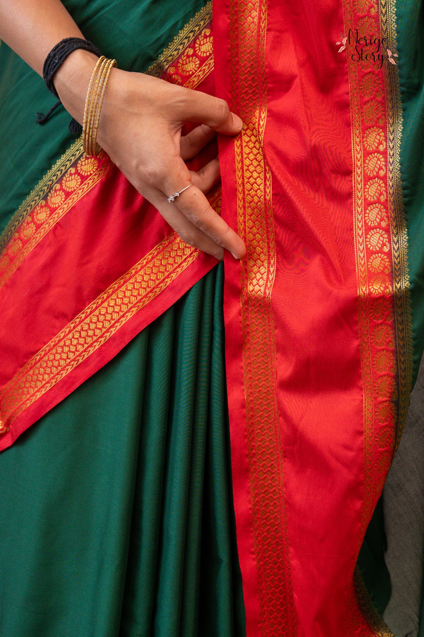 ARUNA (अरुणा)