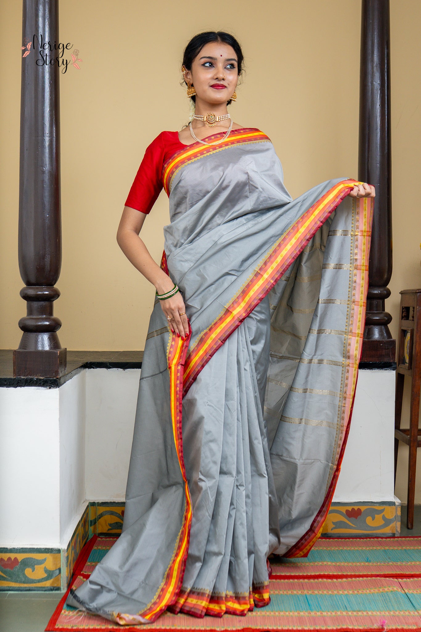 MADHAVI (ಮಾಧವಿ)