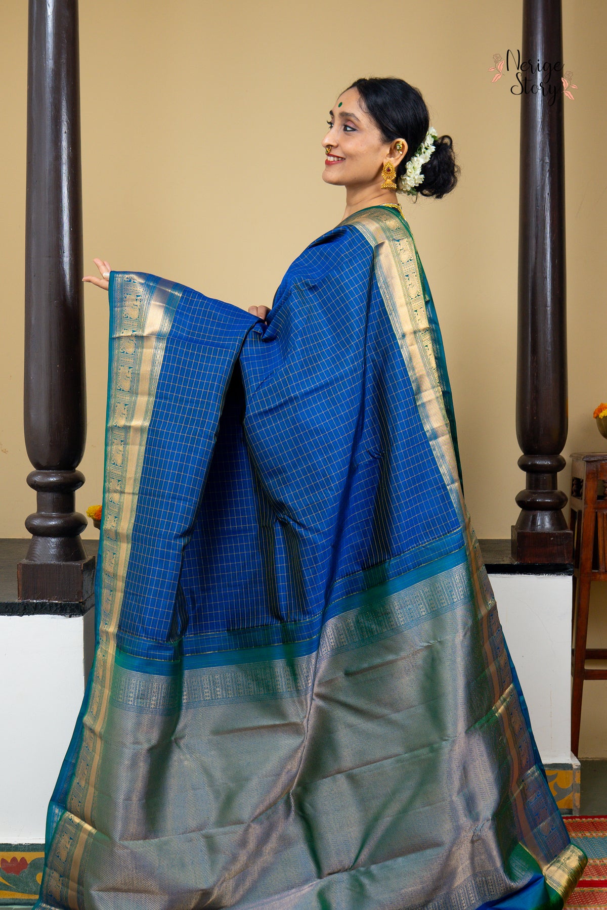 MALINI (మాలినీ)