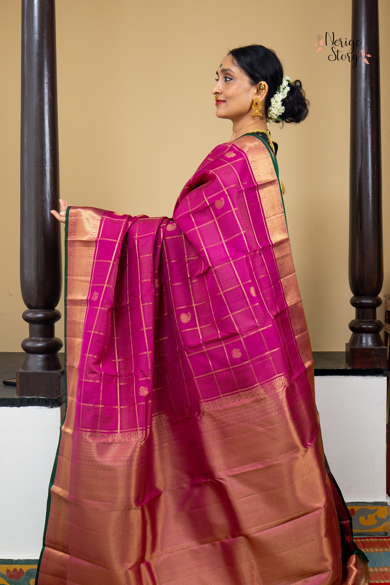 KANTHA (కంఠ)