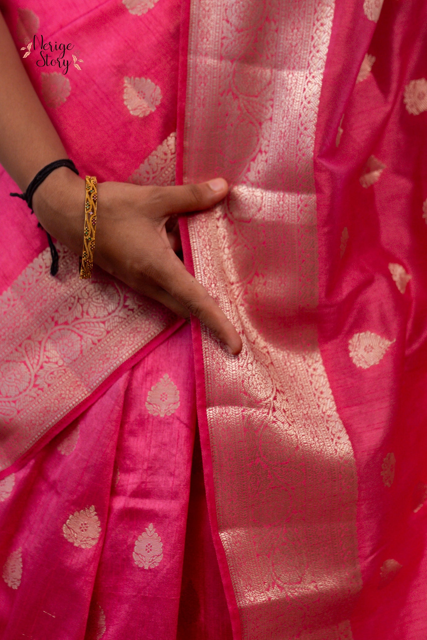 ANANTA LATA (अनंता लता)
