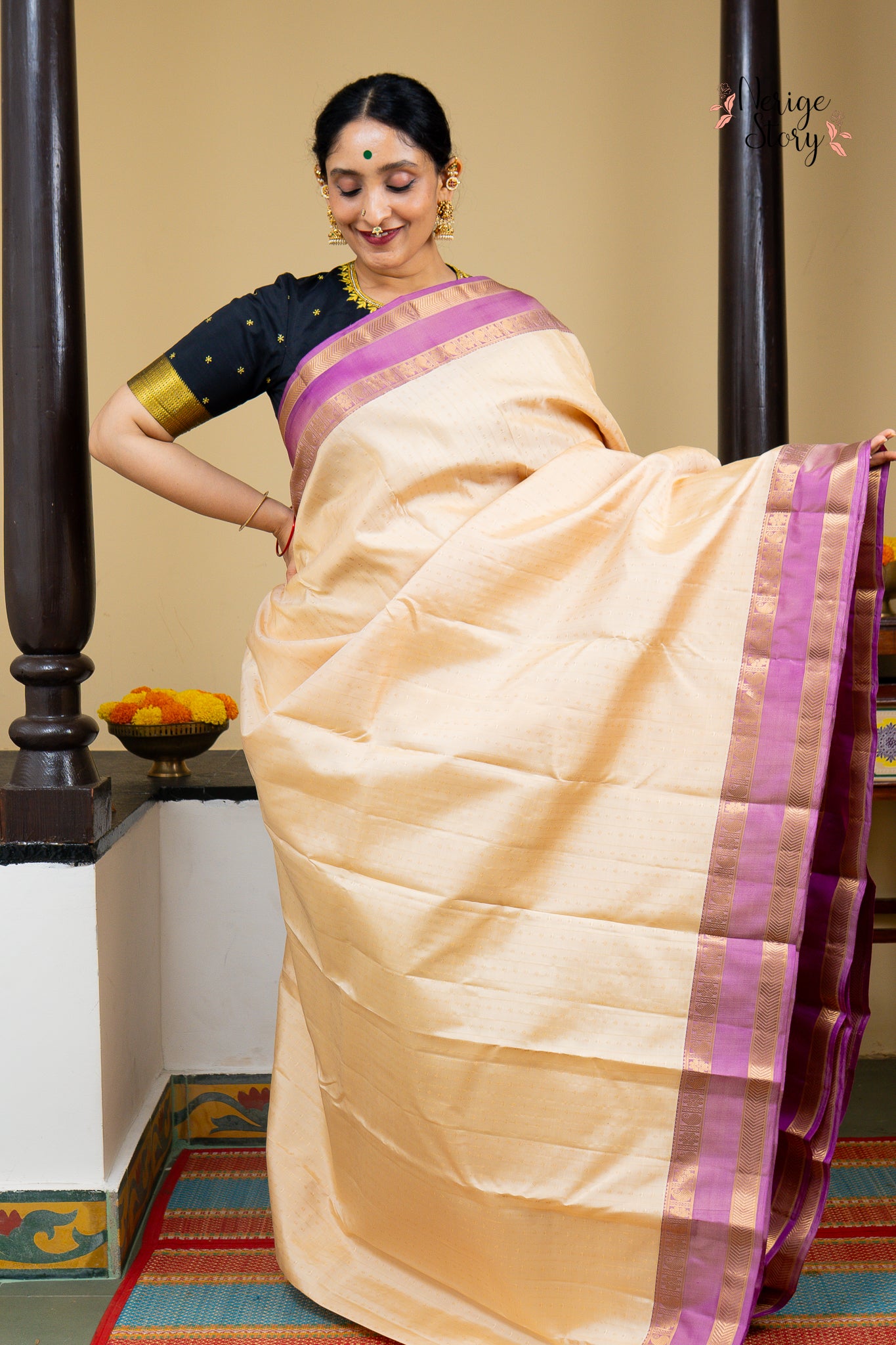 NALINI (నలిని)