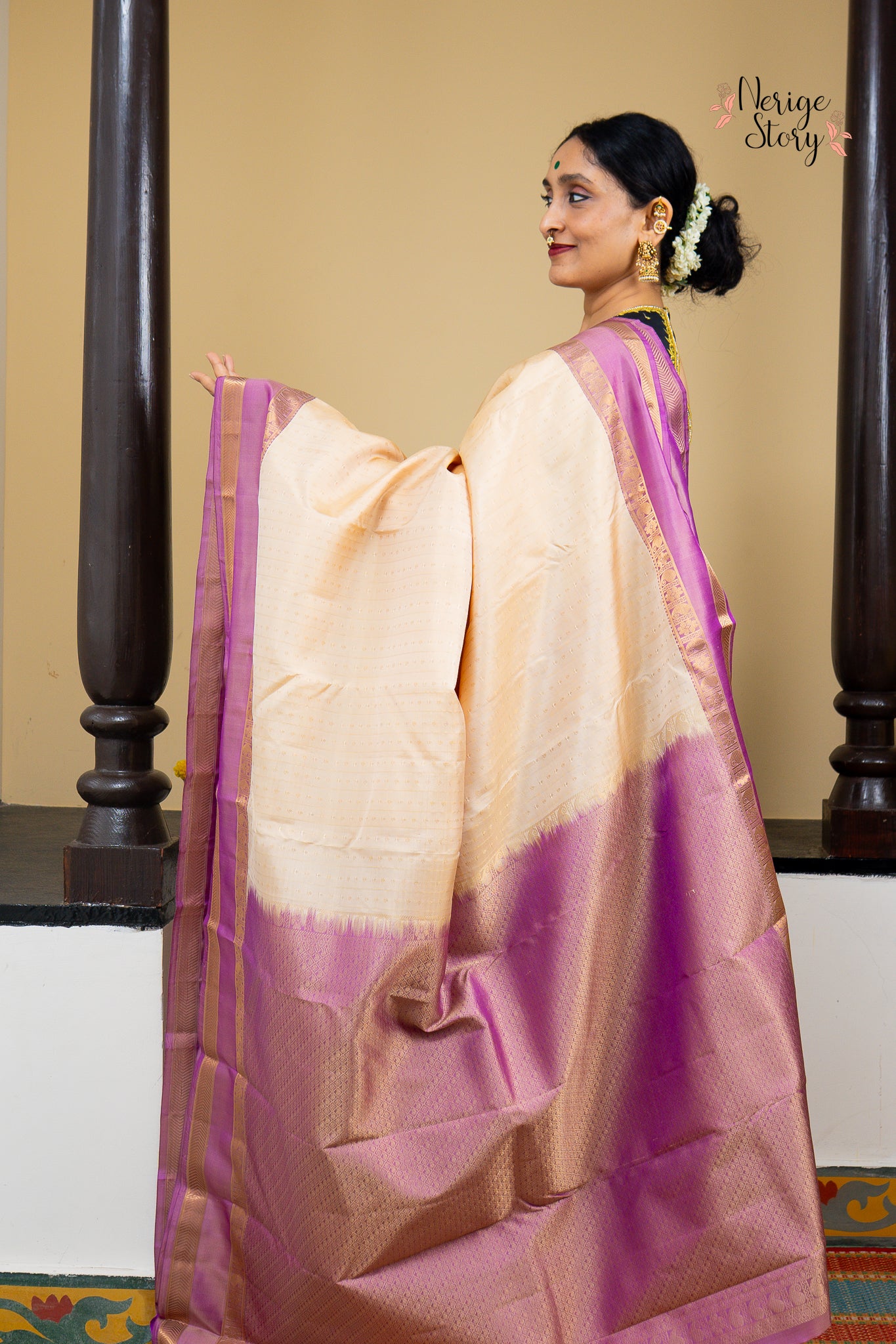 NALINI (నలిని)