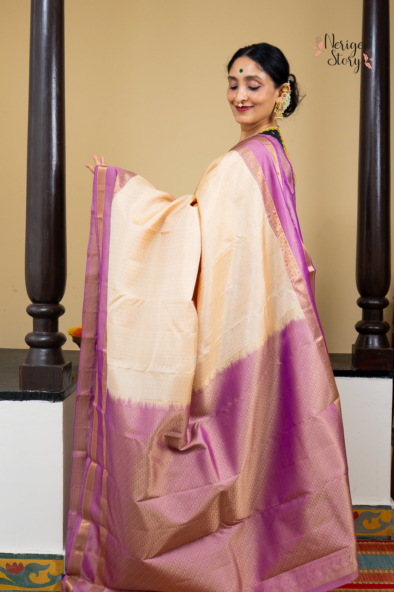 NALINI (నలిని)