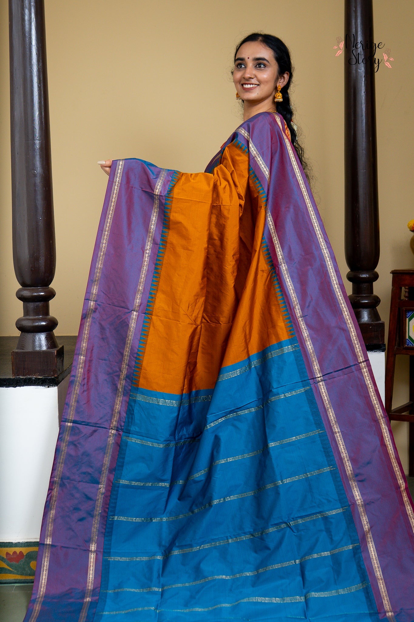 SANTOSHI (ಸಂತೋಷಿ)