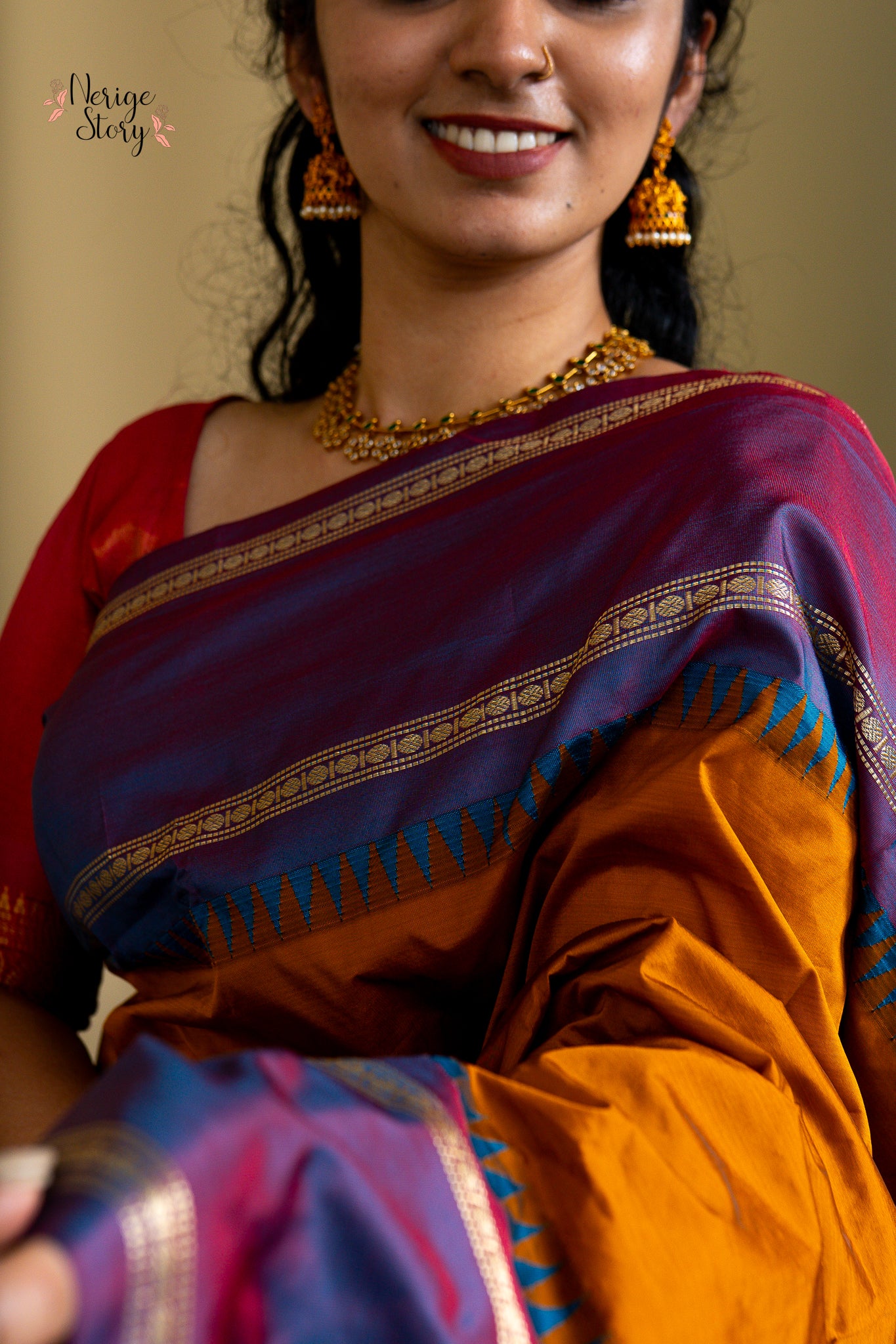 SANTOSHI (ಸಂತೋಷಿ)