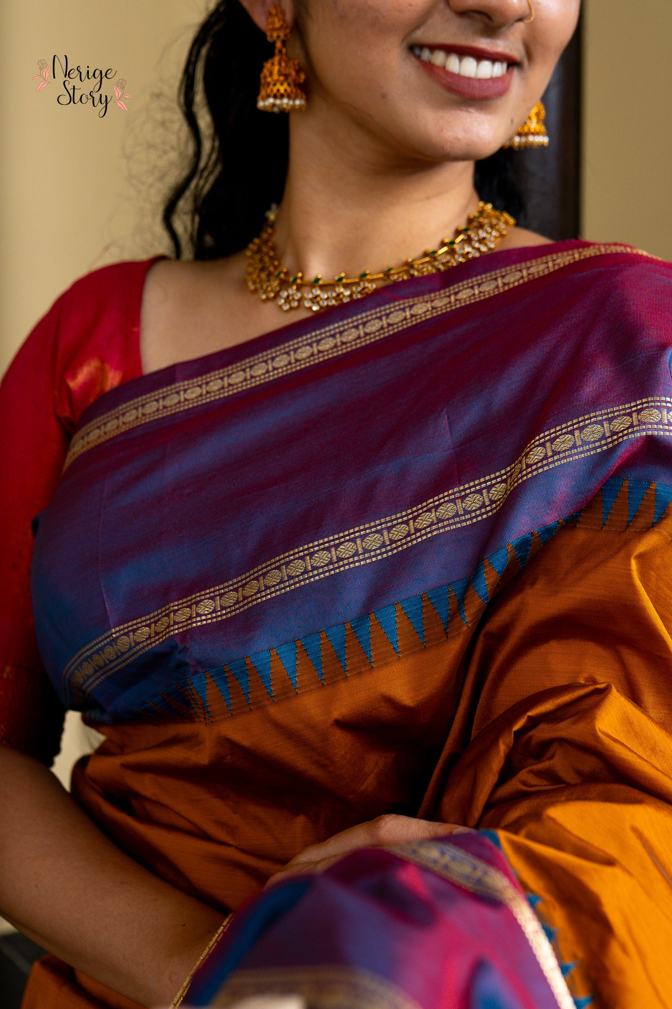SANTOSHI (ಸಂತೋಷಿ)