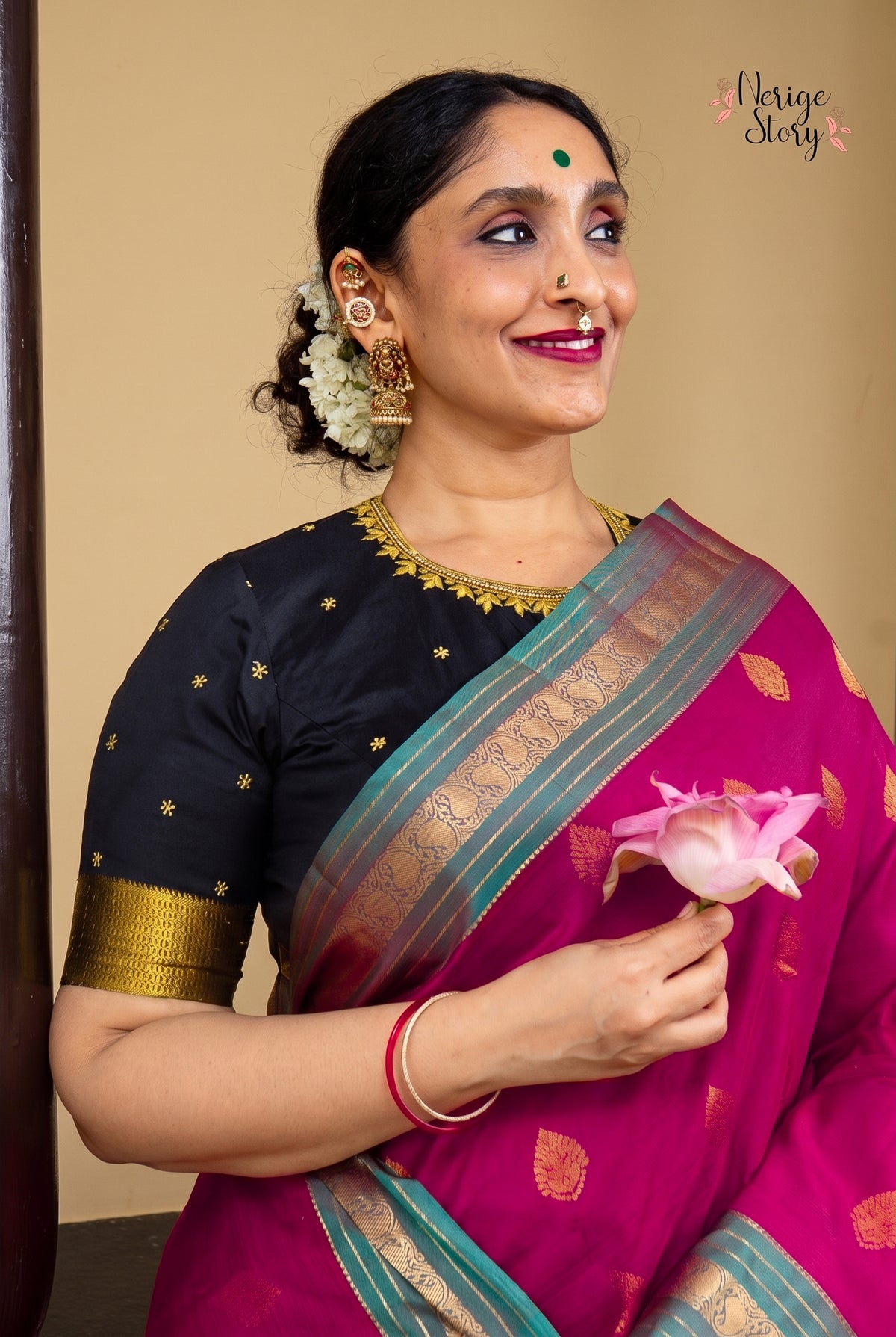 VIHAANIKA (విహానిక)