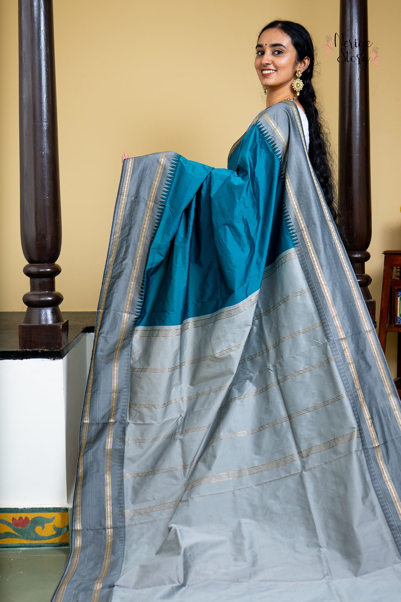 VIDYALAKSHMI (ವಿದ್ಯಾಲಕ್ಷ್ಮಿ)
