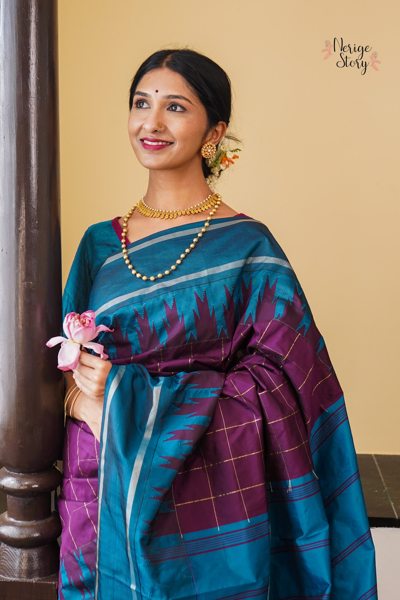 AARTI (ಆರತಿ)