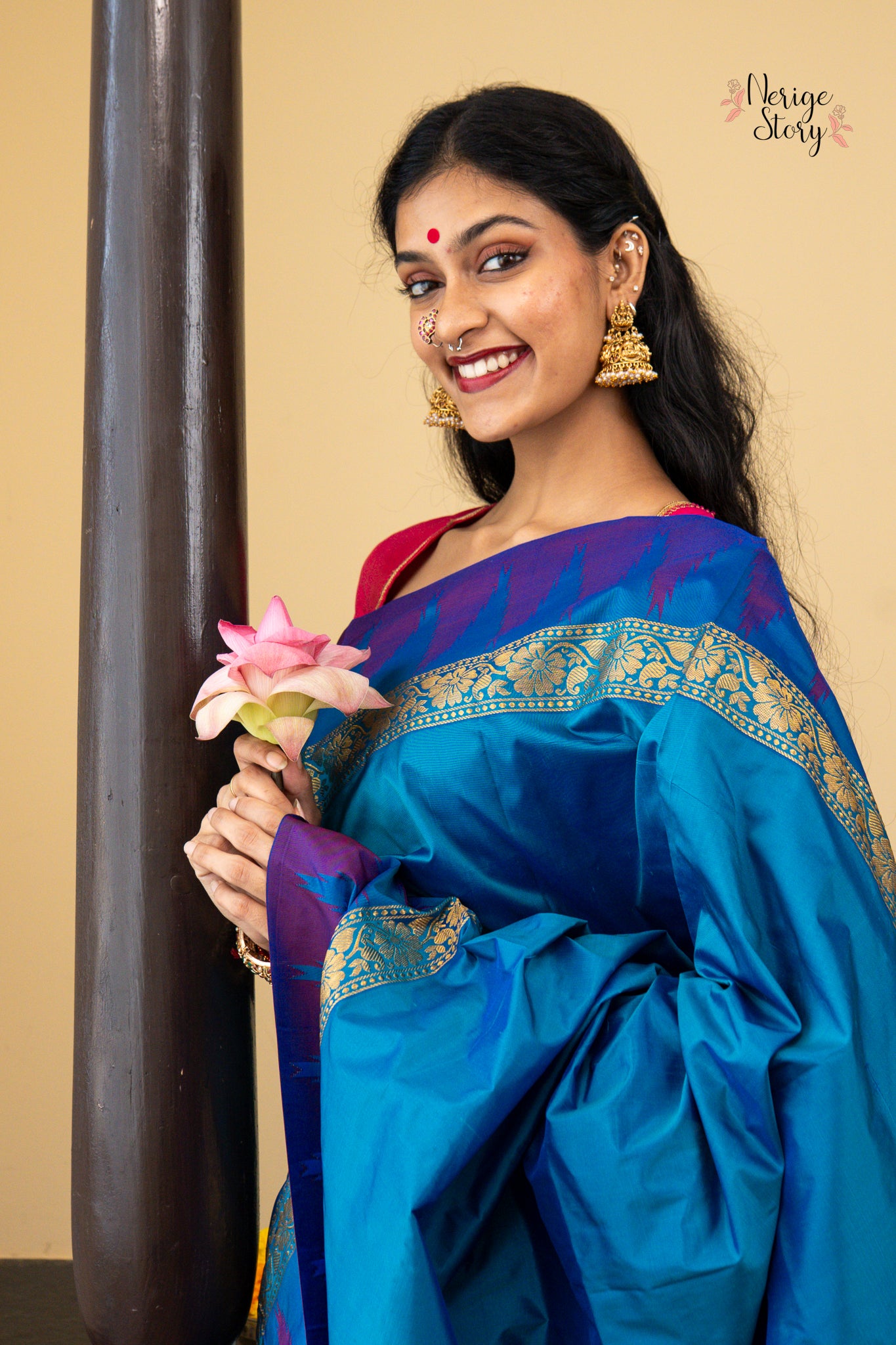 HAMSIKAA (ಹಂಸಿಕಾ)