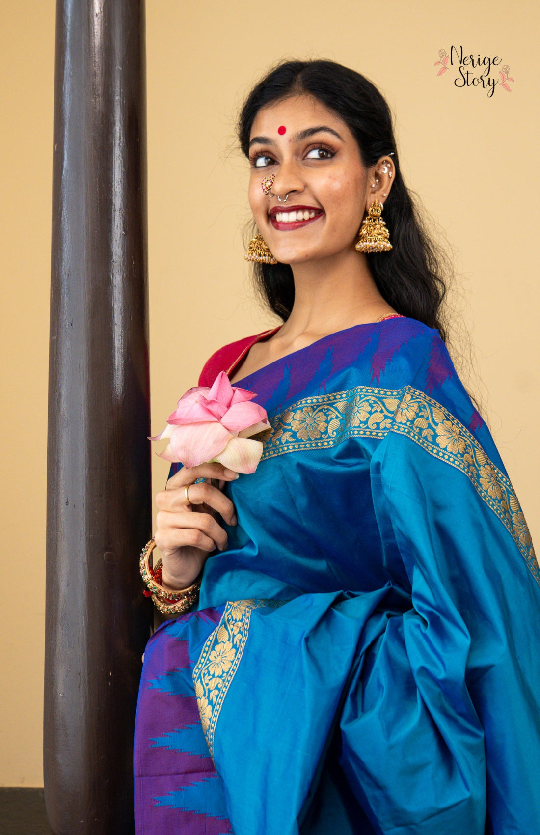 HAMSIKAA (ಹಂಸಿಕಾ)