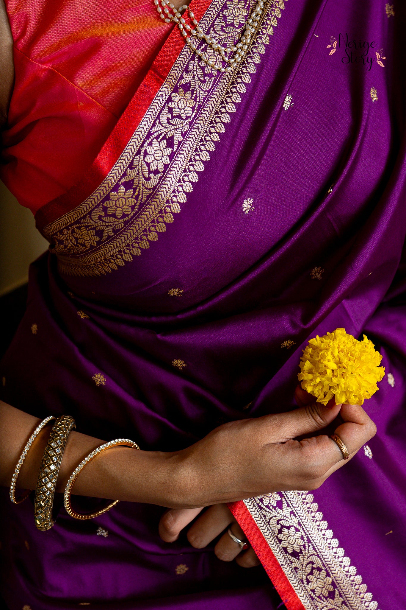 ZARINAA (ज़रीना)
