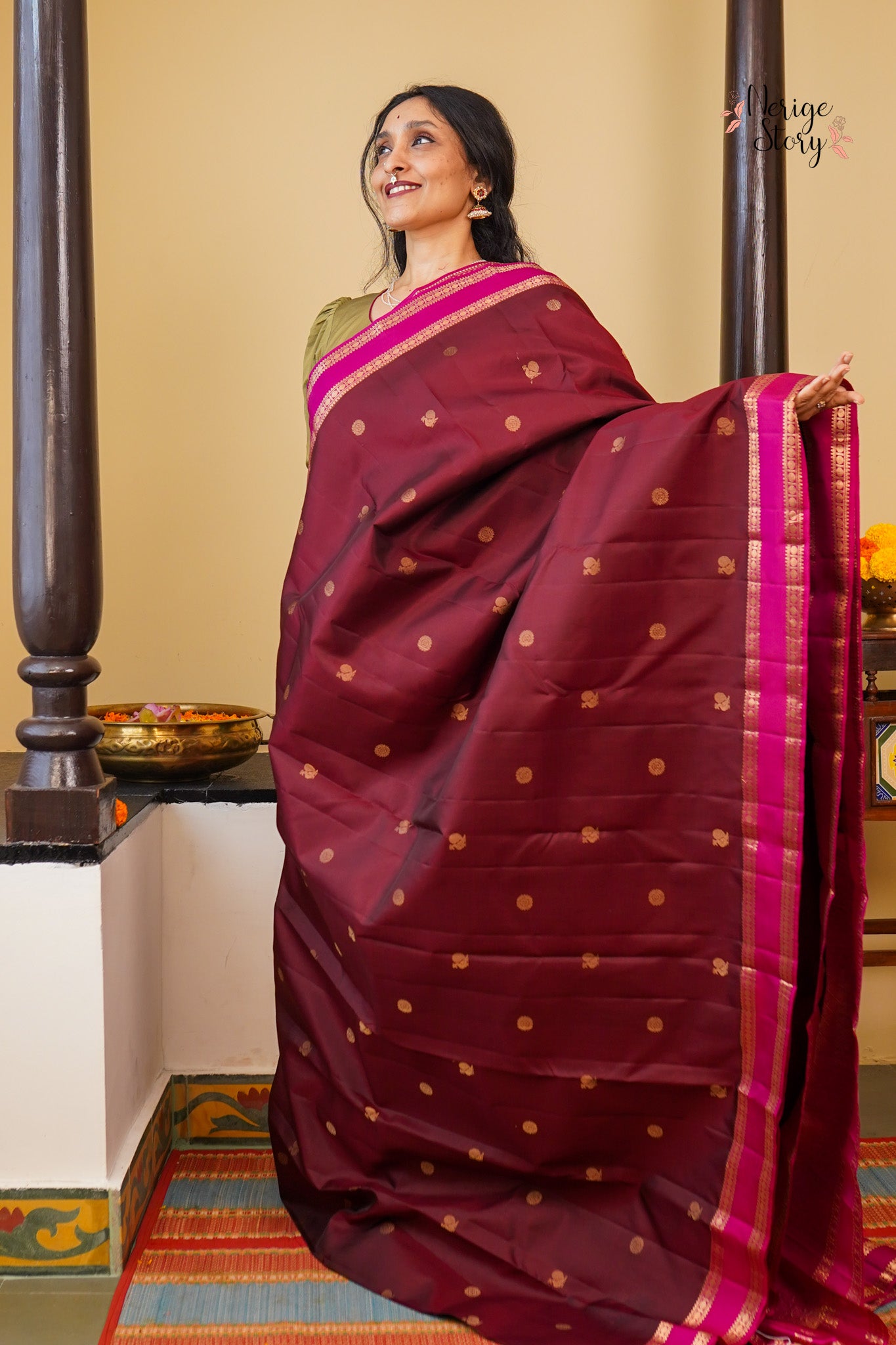 JAGADAMBA (ஜகதாம்பா)