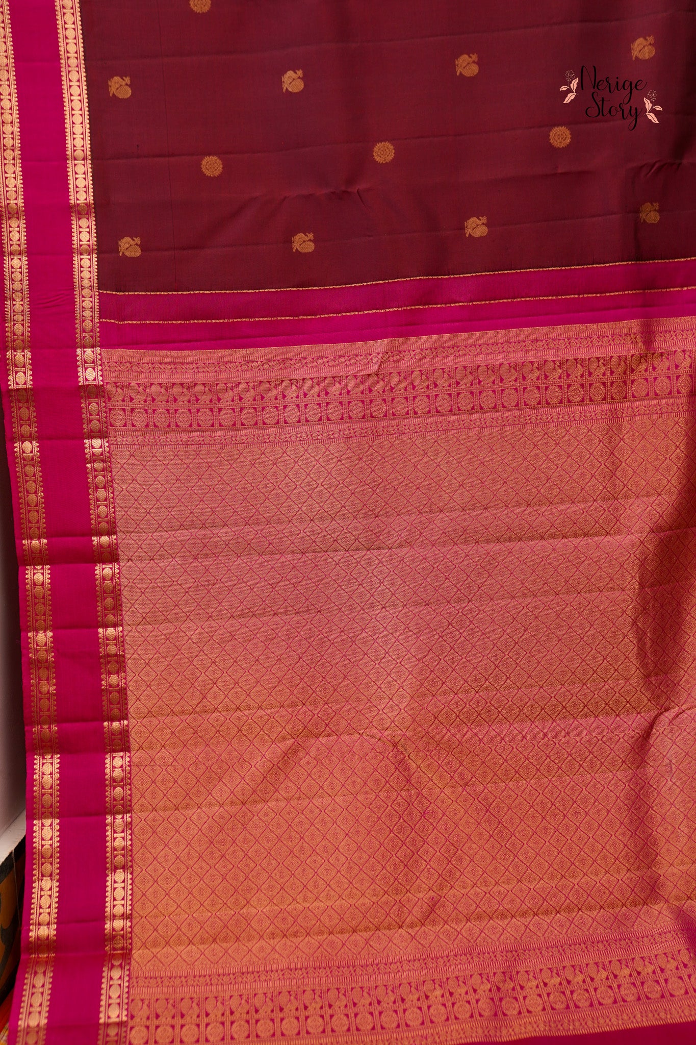 JAGADAMBA (ஜகதாம்பா)