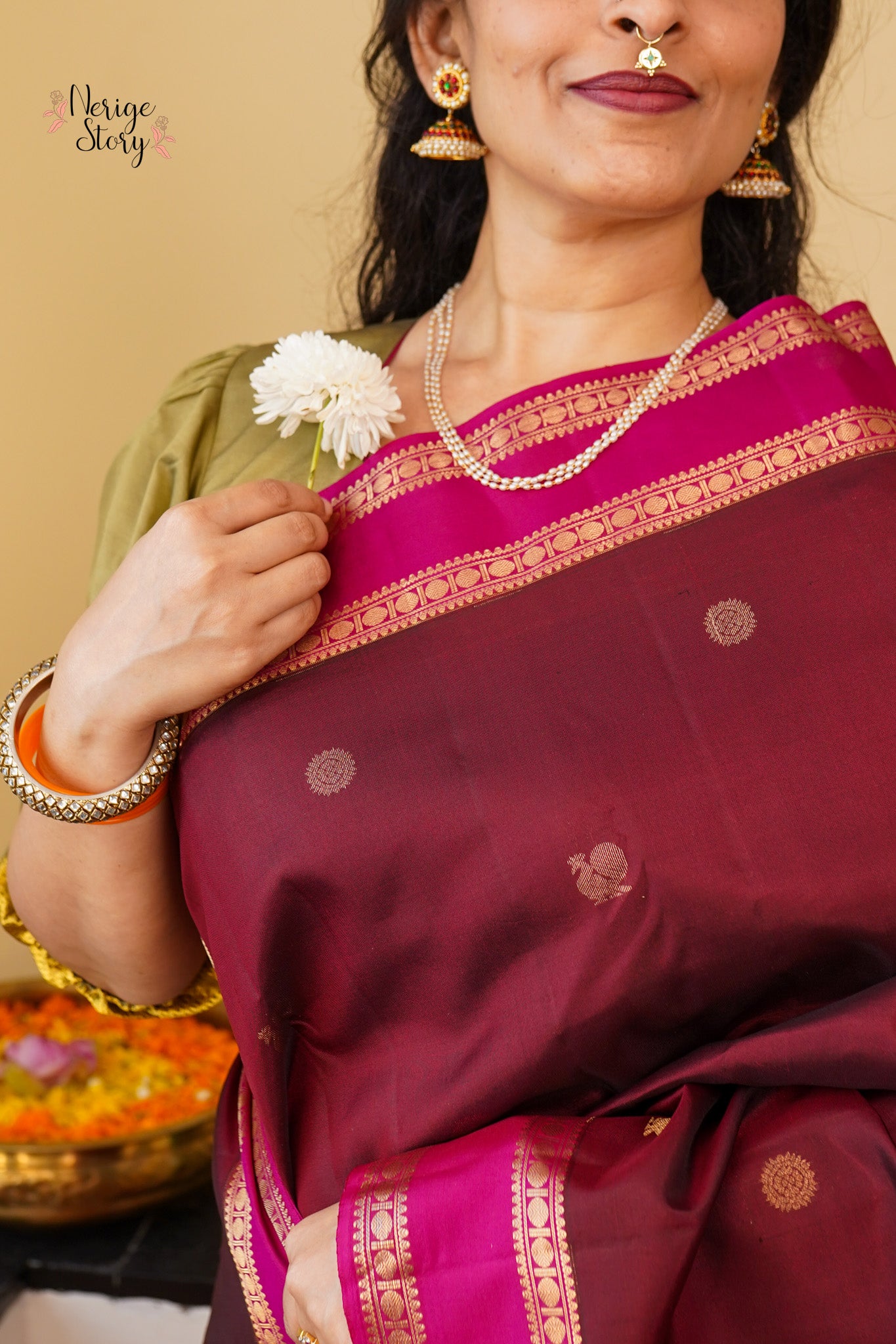 JAGADAMBA (ஜகதாம்பா)