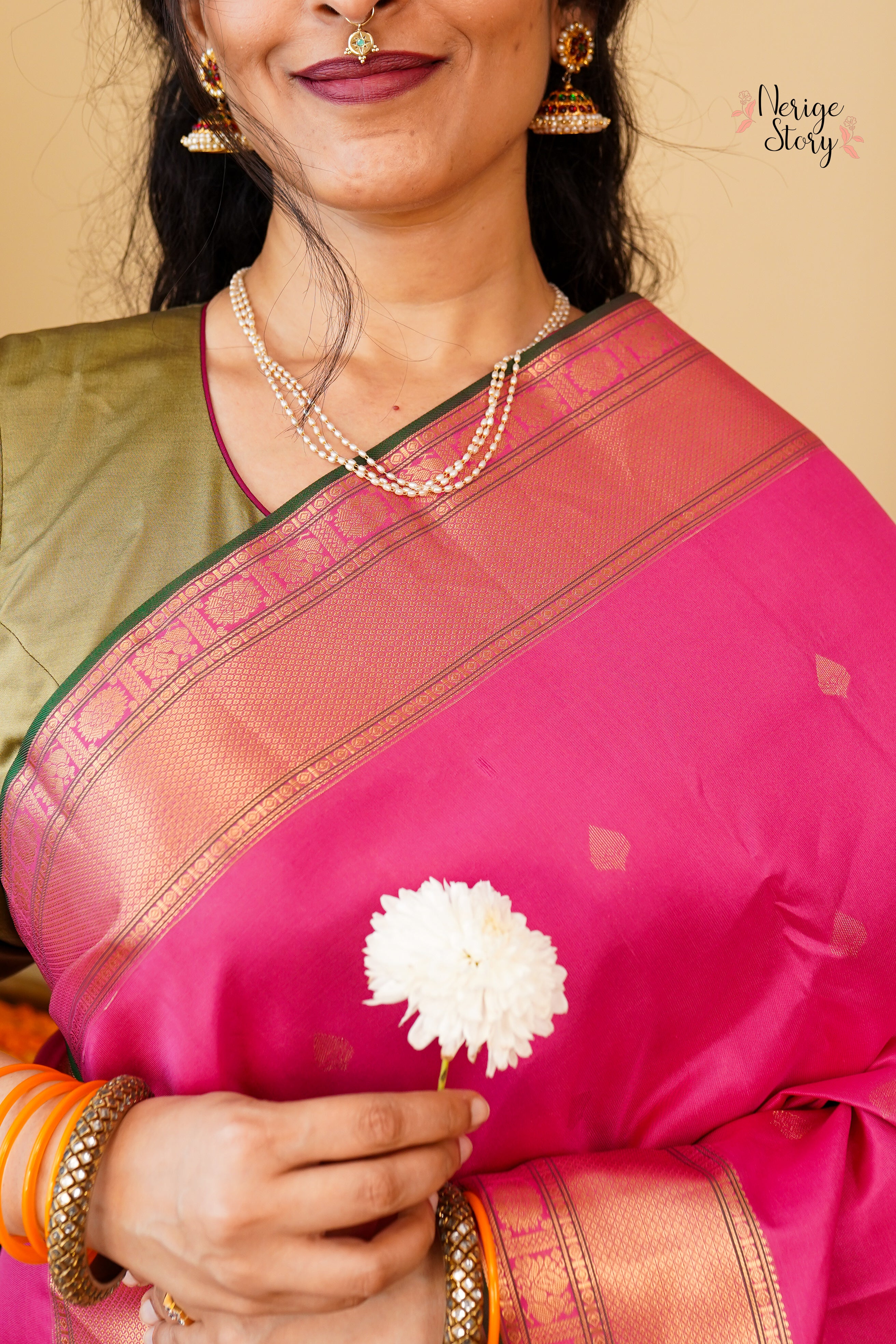LAVANYA (லாவண்யா)