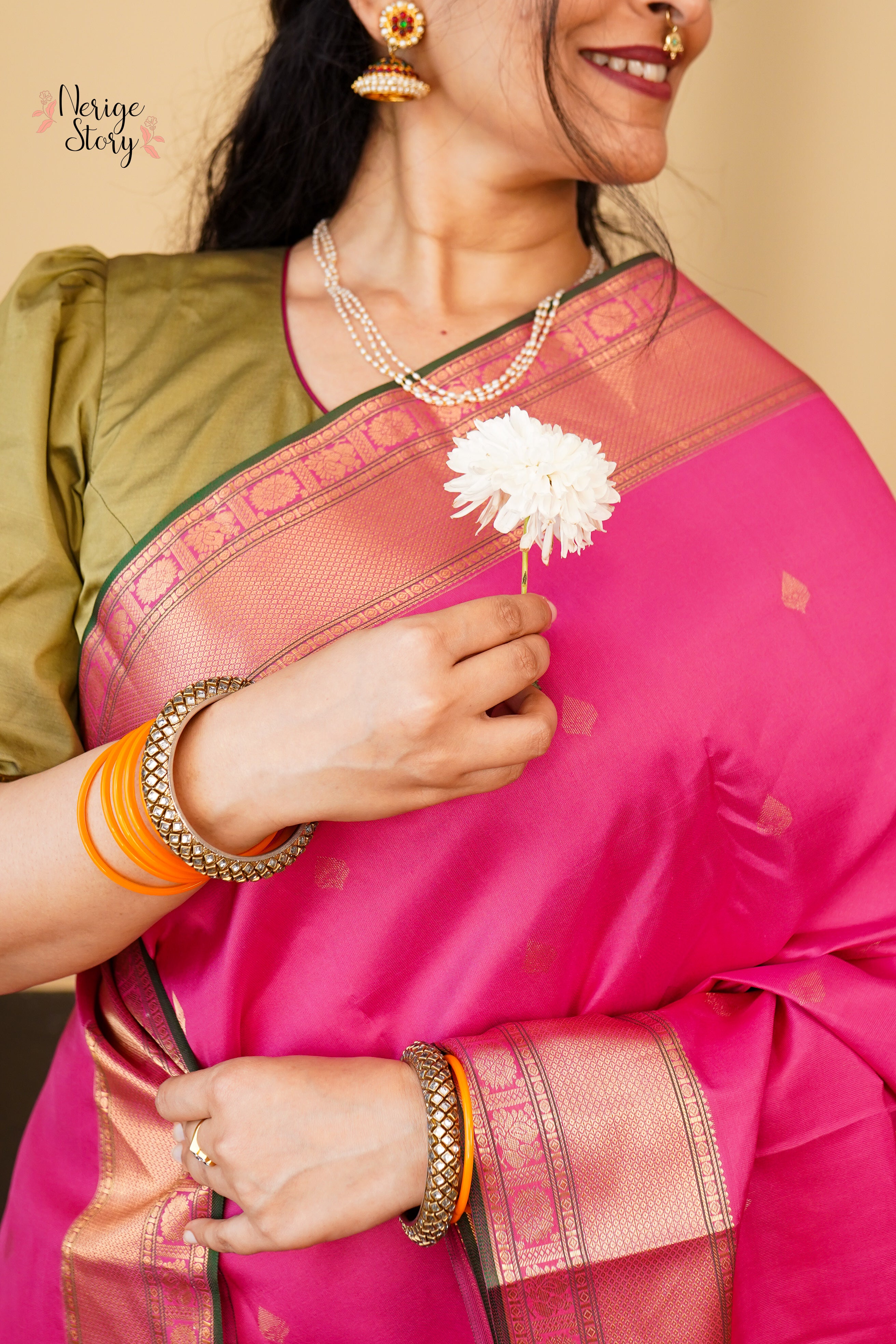 LAVANYA (லாவண்யா)