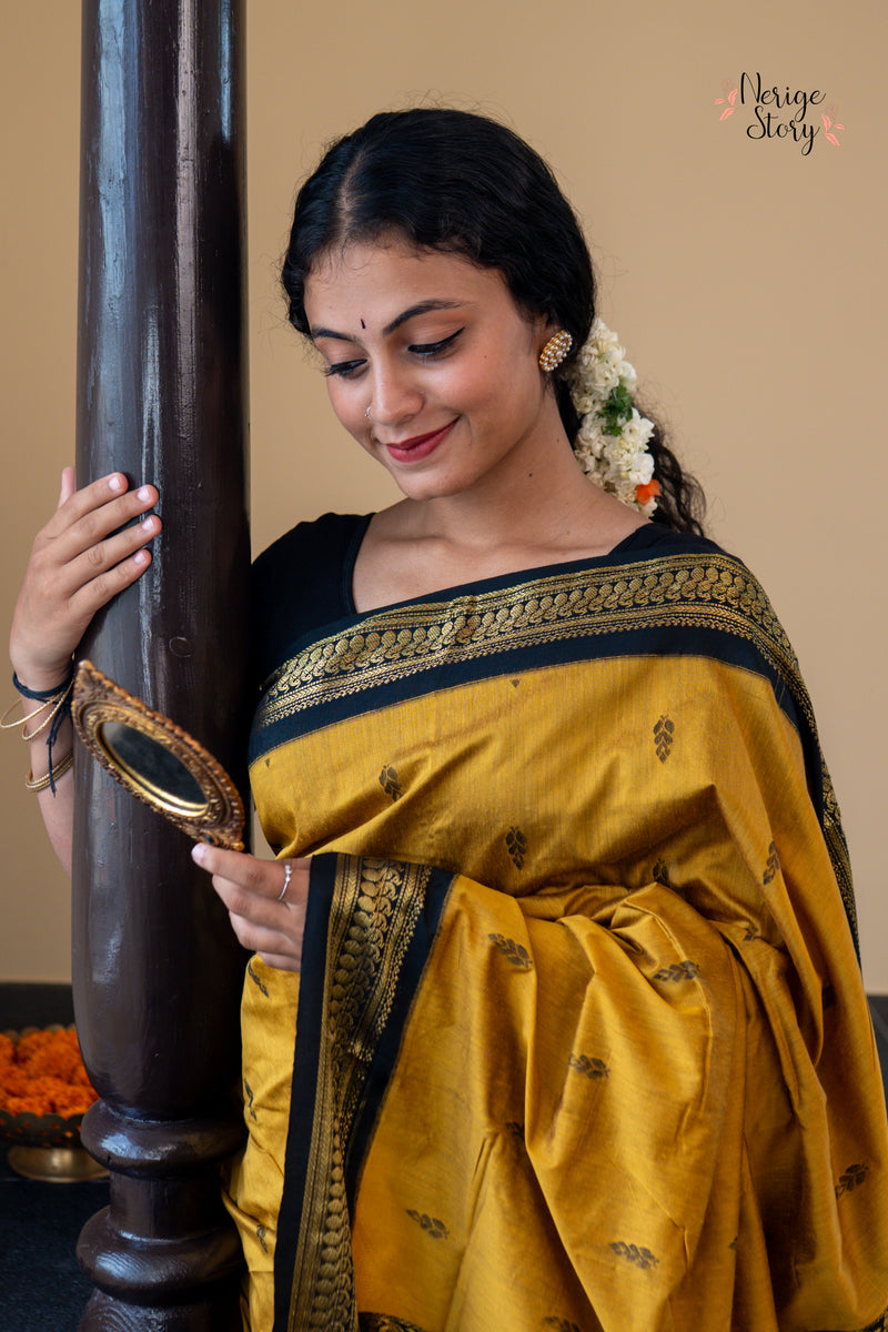 YAGAPRIYA (யாகப்ரியா)